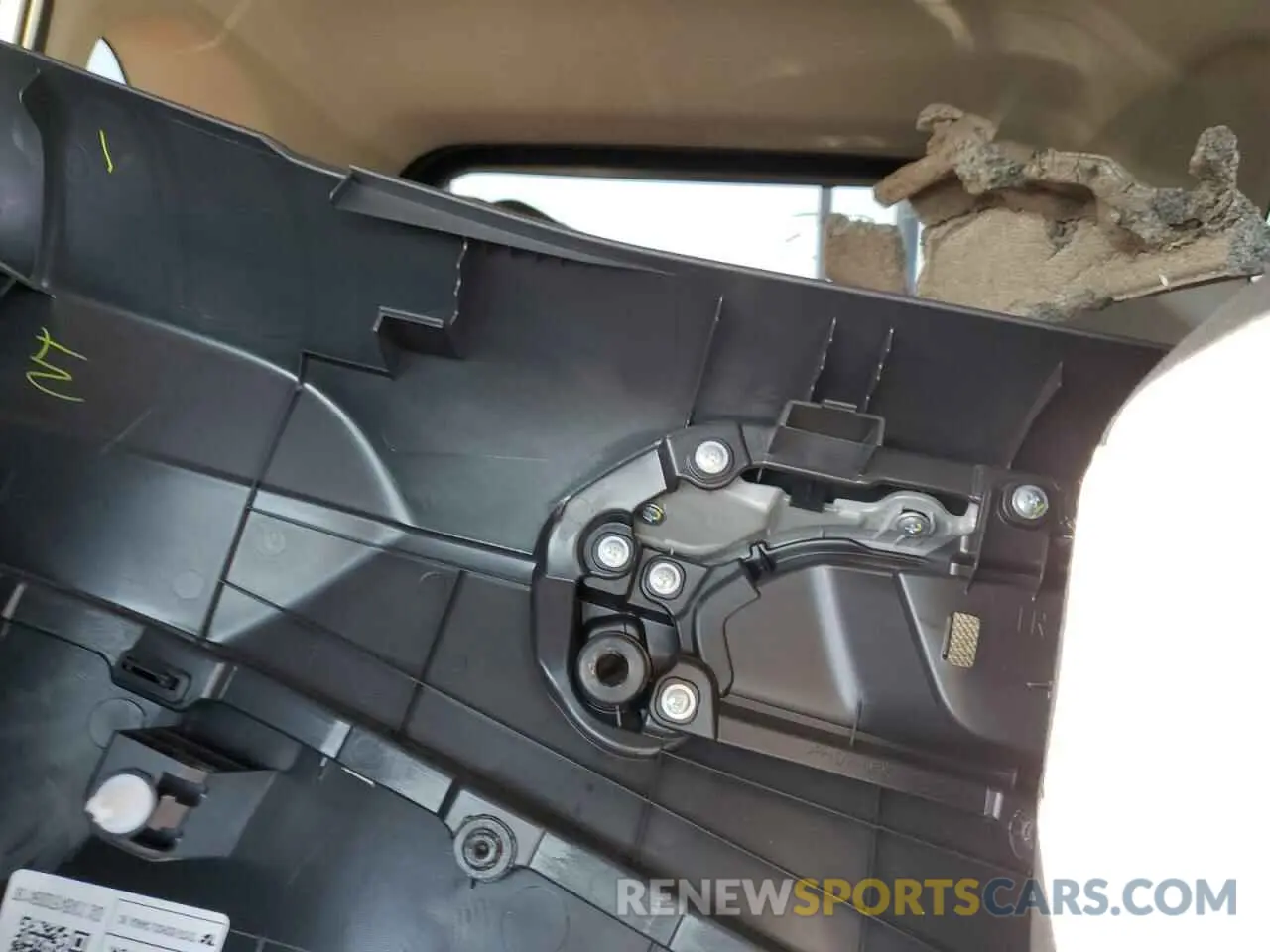 10 Photograph of a damaged car 2T3W1RFV6RW340583 TOYOTA RAV4 2024