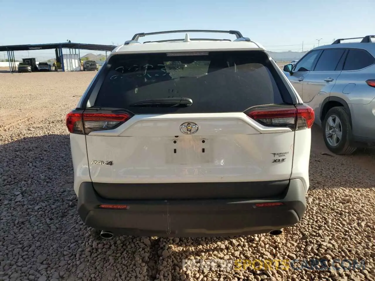 6 Photograph of a damaged car 2T3W1RFV6RW340583 TOYOTA RAV4 2024