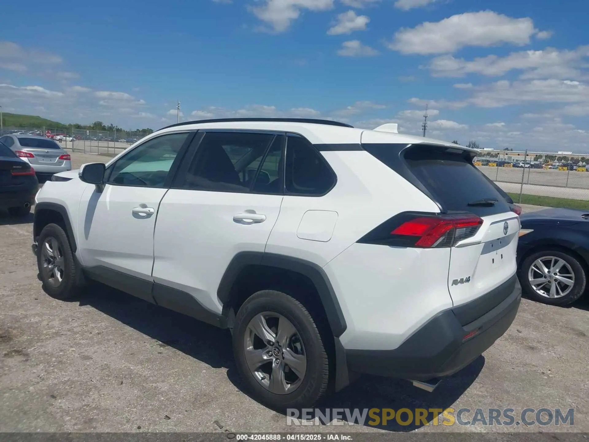 3 Photograph of a damaged car 2T3W1RFV7RC277494 TOYOTA RAV4 2024