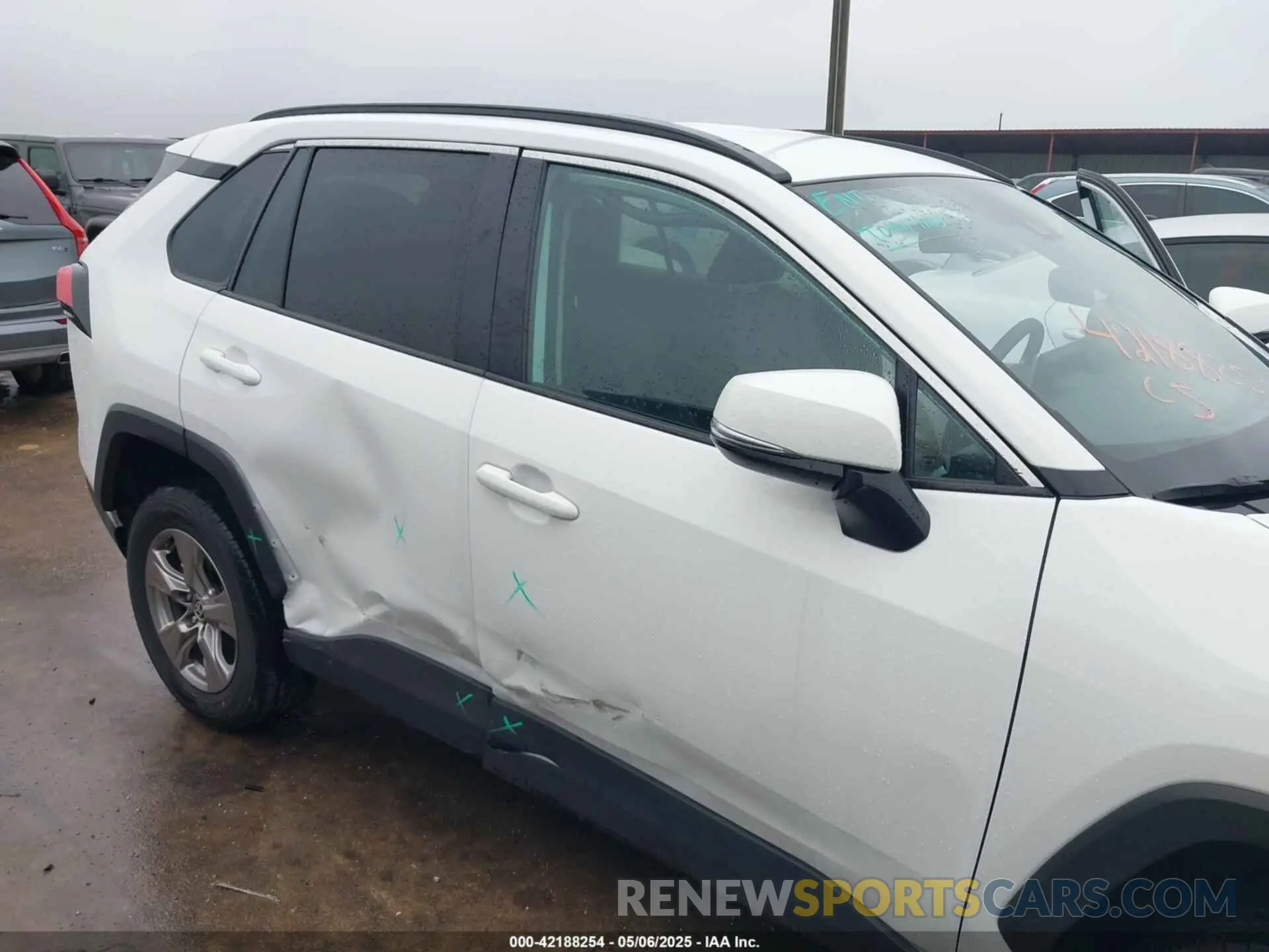 6 Photograph of a damaged car 2T3W1RFV7RW343136 TOYOTA RAV4 2024