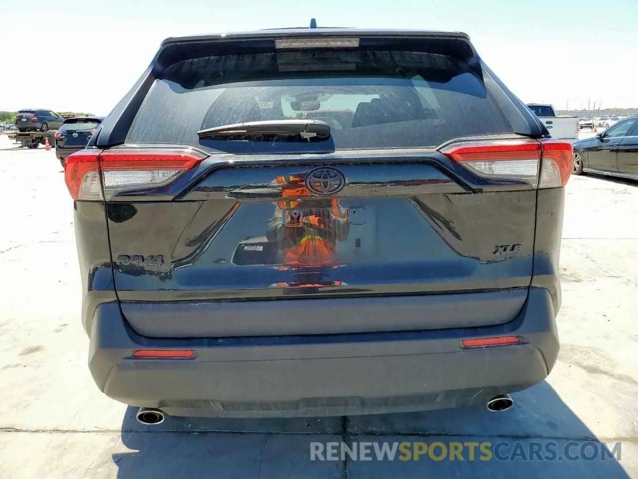 6 Photograph of a damaged car 2T3W1RFV8RC273647 TOYOTA RAV4 2024