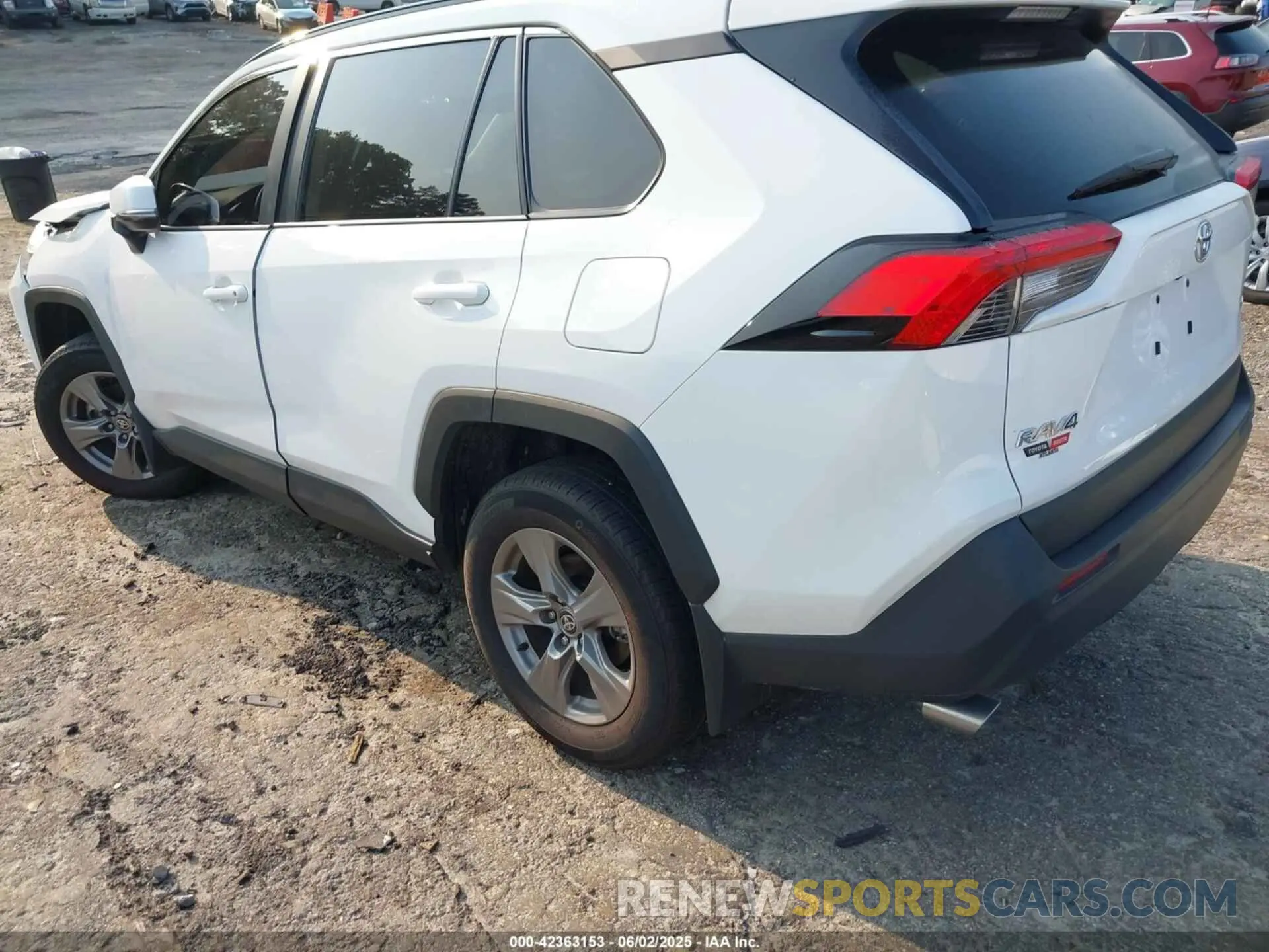 3 Photograph of a damaged car 2T3W1RFV8RC283739 TOYOTA RAV4 2024