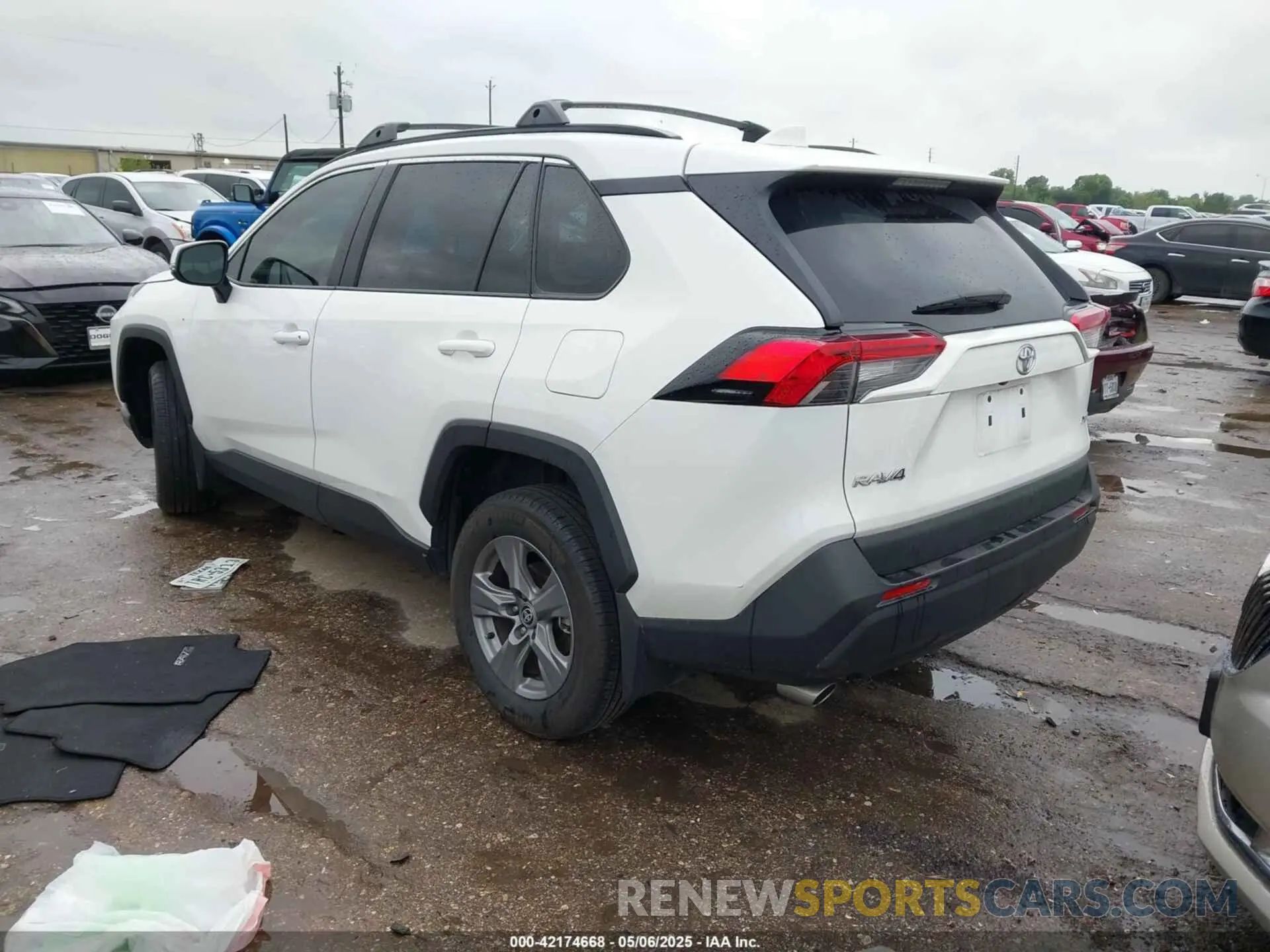 3 Photograph of a damaged car 2T3W1RFV8RW301106 TOYOTA RAV4 2024