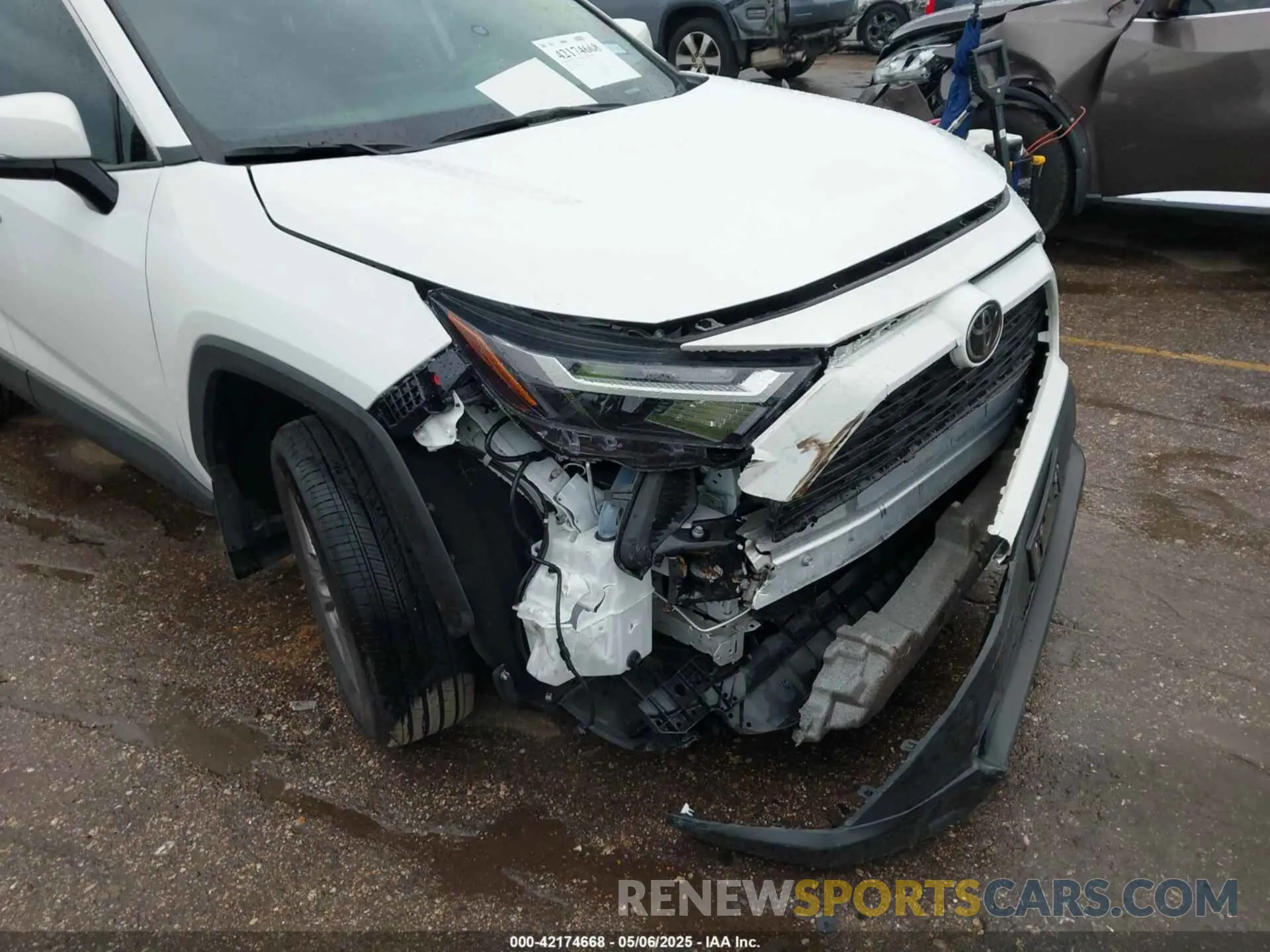 6 Photograph of a damaged car 2T3W1RFV8RW301106 TOYOTA RAV4 2024