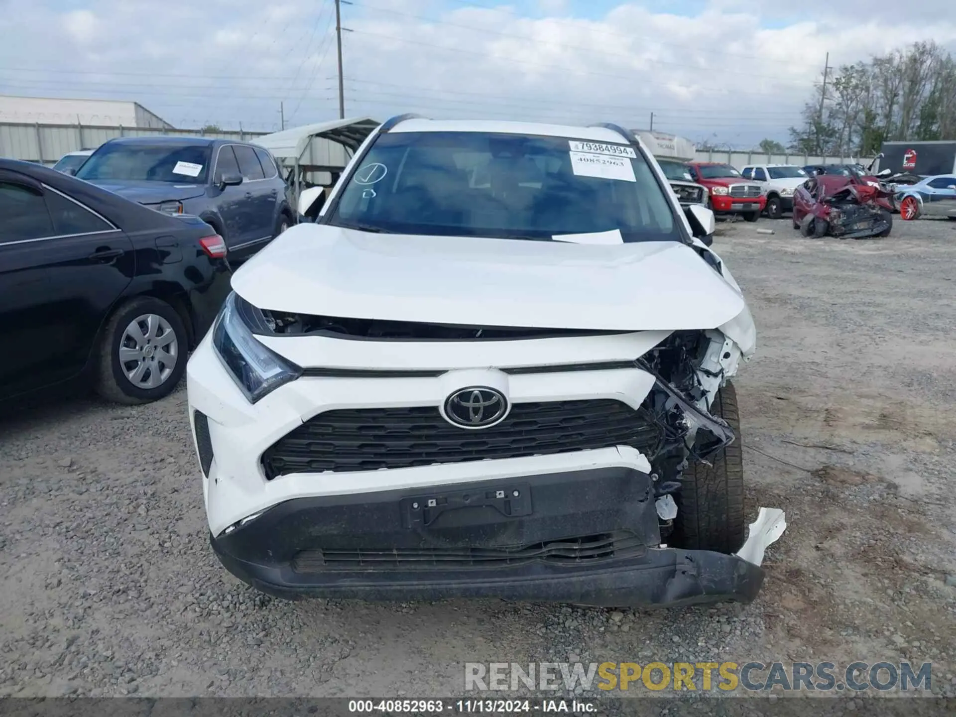 12 Photograph of a damaged car 2T3W1RFV8RW340682 TOYOTA RAV4 2024