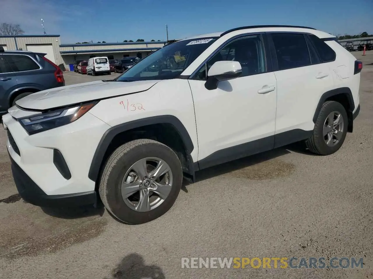 1 Photograph of a damaged car 2T3W1RFV8RW348815 TOYOTA RAV4 2024
