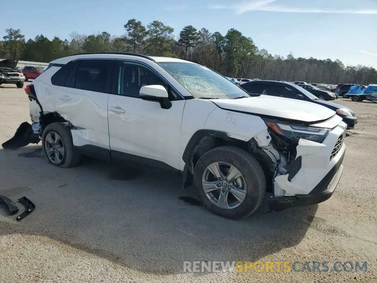 4 Photograph of a damaged car 2T3W1RFV8RW348815 TOYOTA RAV4 2024
