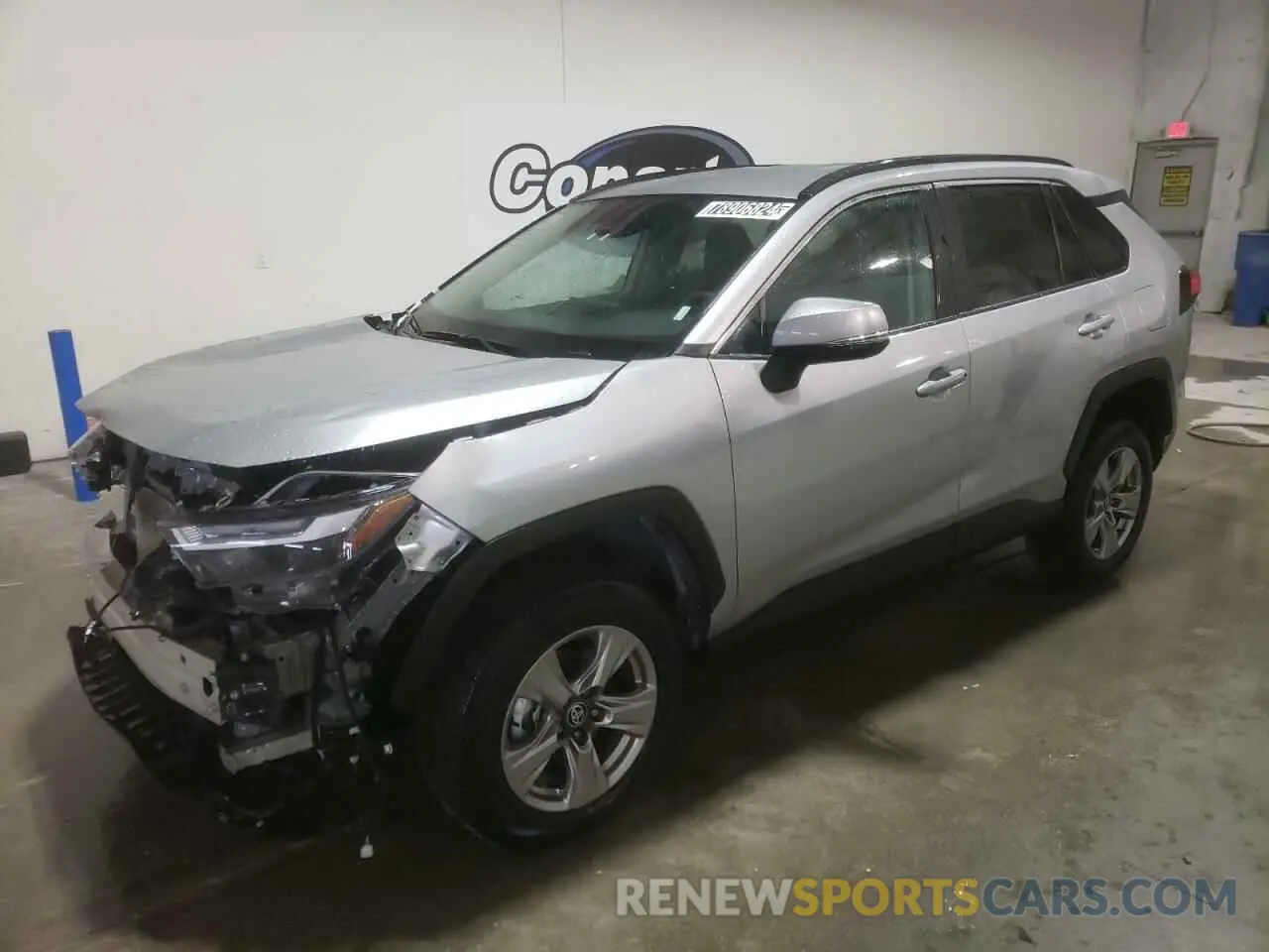 1 Photograph of a damaged car 2T3W1RFV9RC272958 TOYOTA RAV4 2024