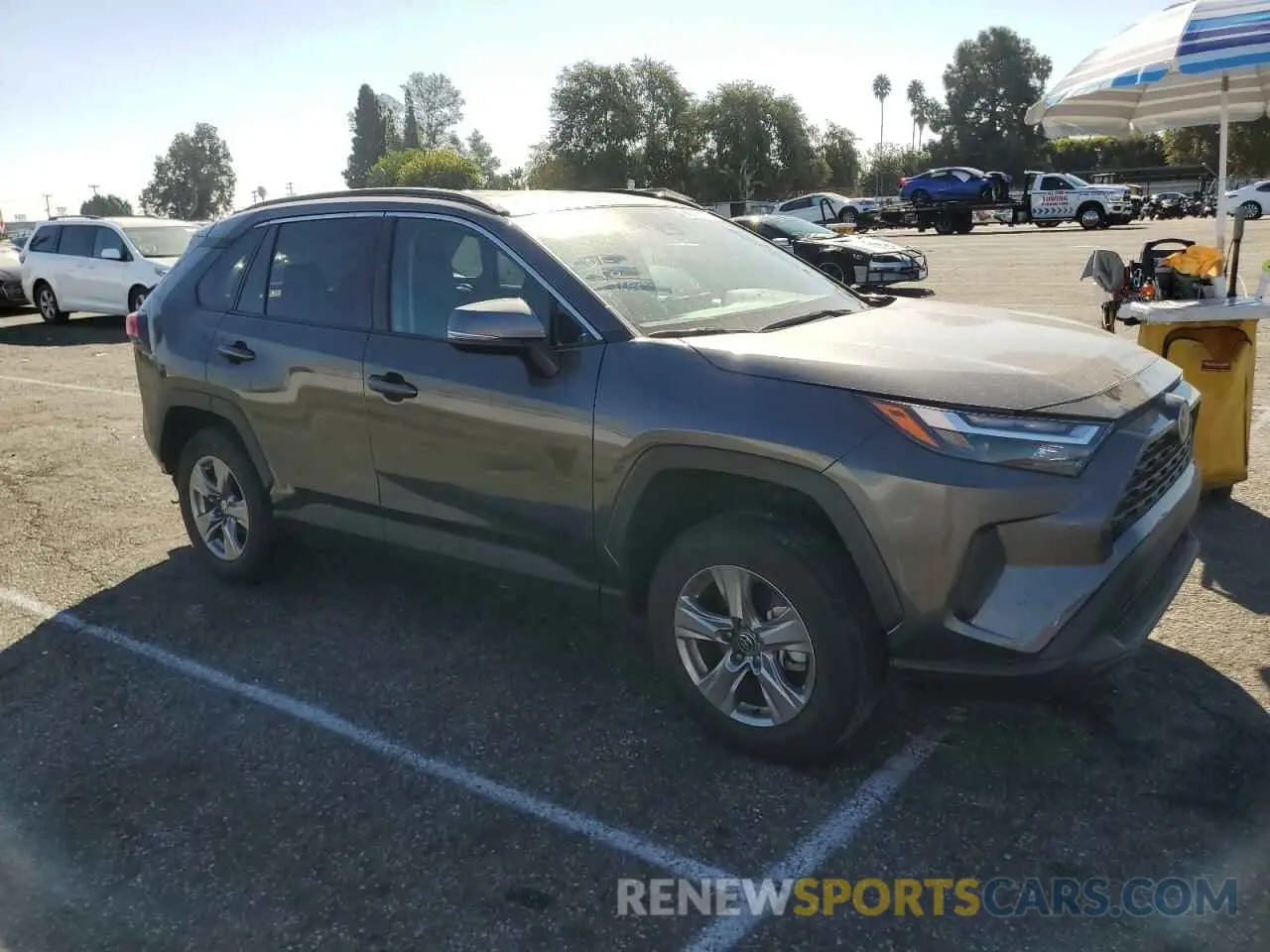 4 Photograph of a damaged car 2T3W1RFV9RC281370 TOYOTA RAV4 2024