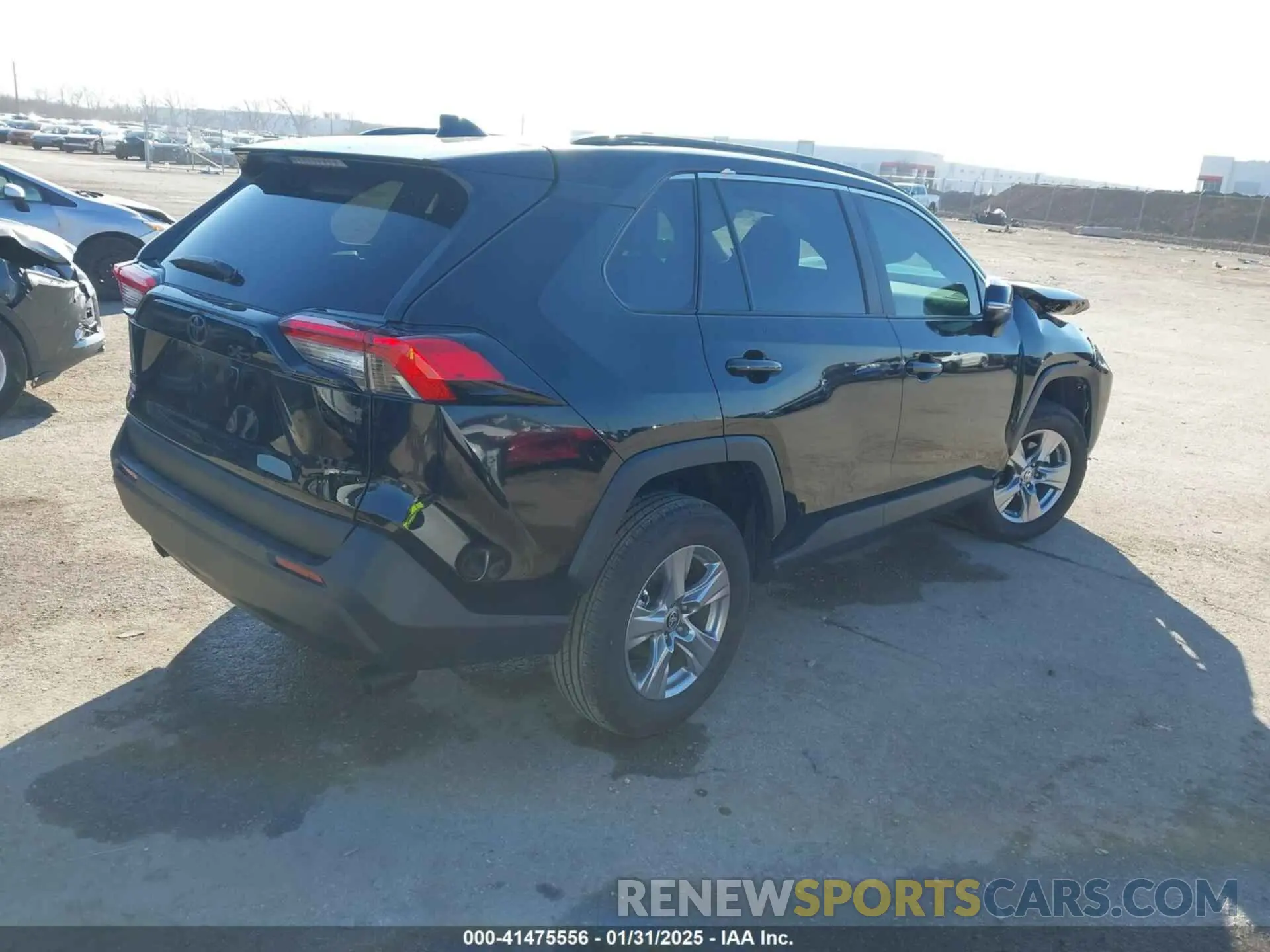 4 Photograph of a damaged car 2T3W1RFV9RC293146 TOYOTA RAV4 2024