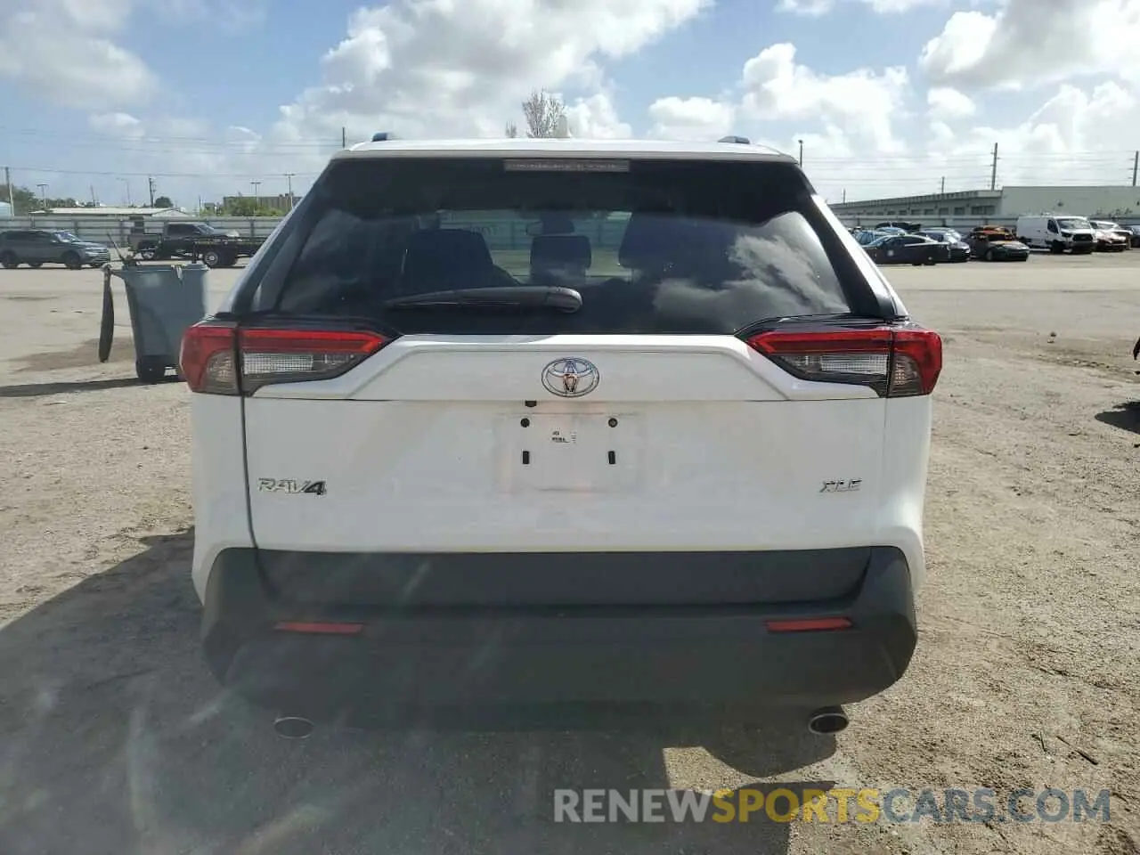 6 Photograph of a damaged car 2T3W1RFVXRC263699 TOYOTA RAV4 2024