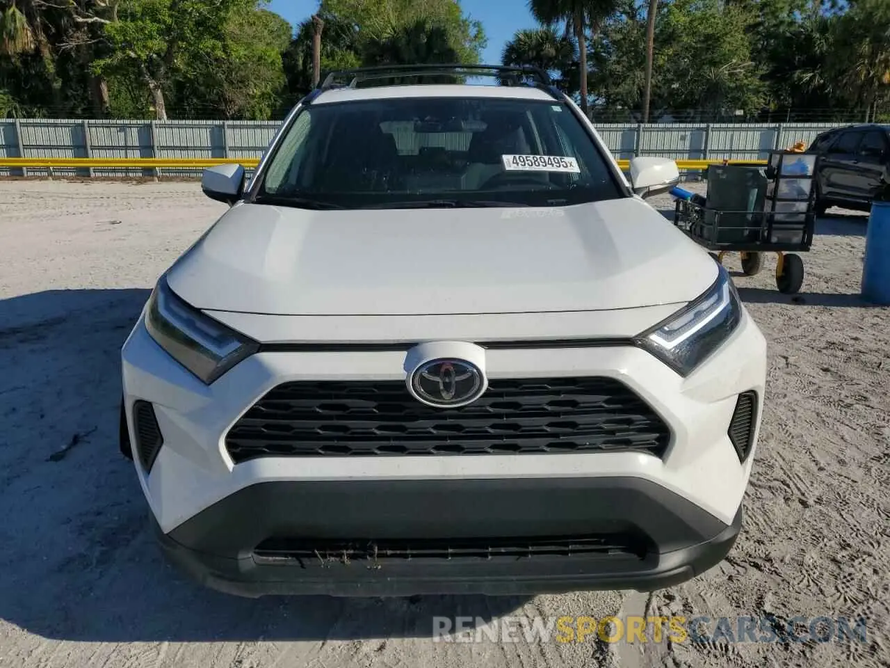 5 Photograph of a damaged car 2T3W1RFVXRC267624 TOYOTA RAV4 2024