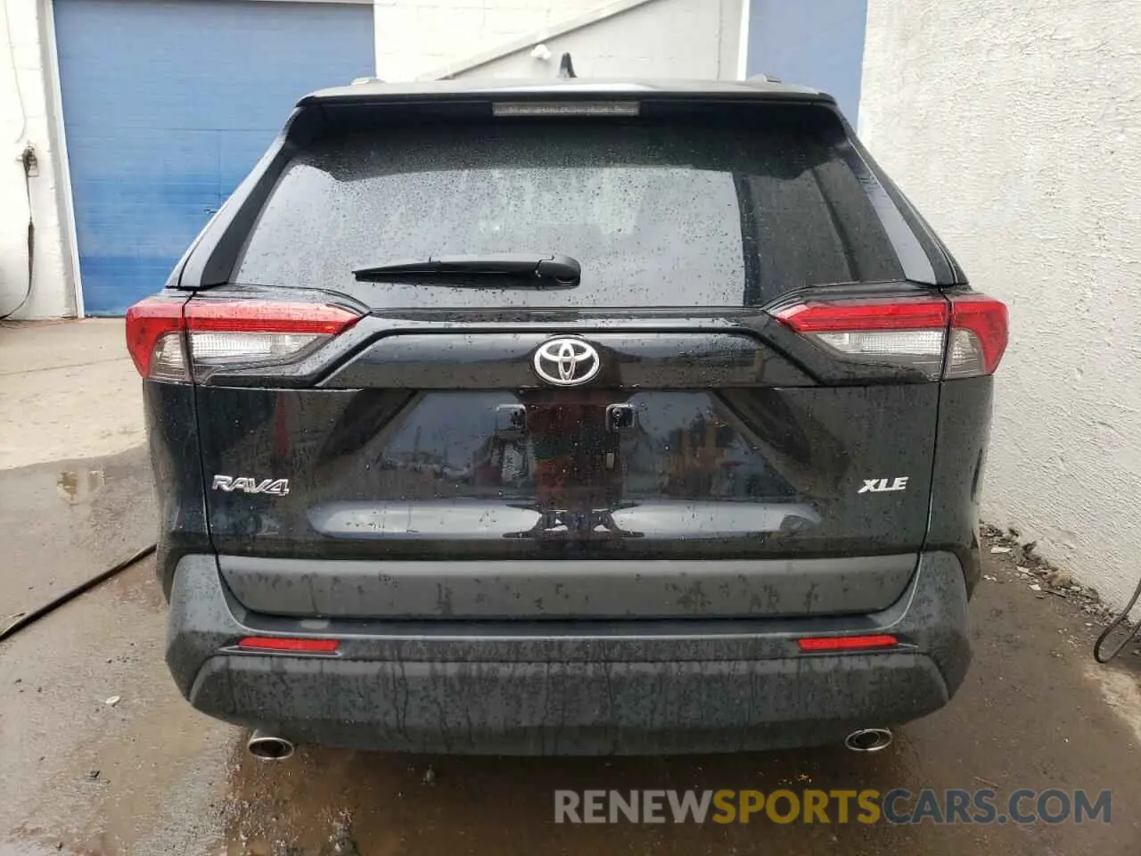 6 Photograph of a damaged car 2T3W1RFVXRC287291 TOYOTA RAV4 2024