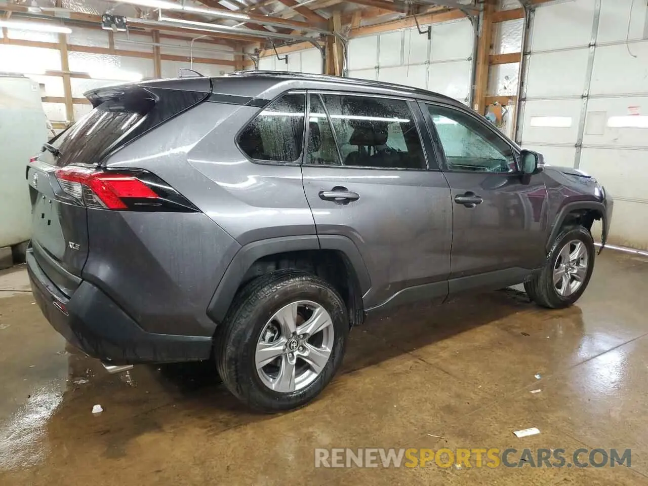 3 Photograph of a damaged car 2T3W1RFVXRC287663 TOYOTA RAV4 2024
