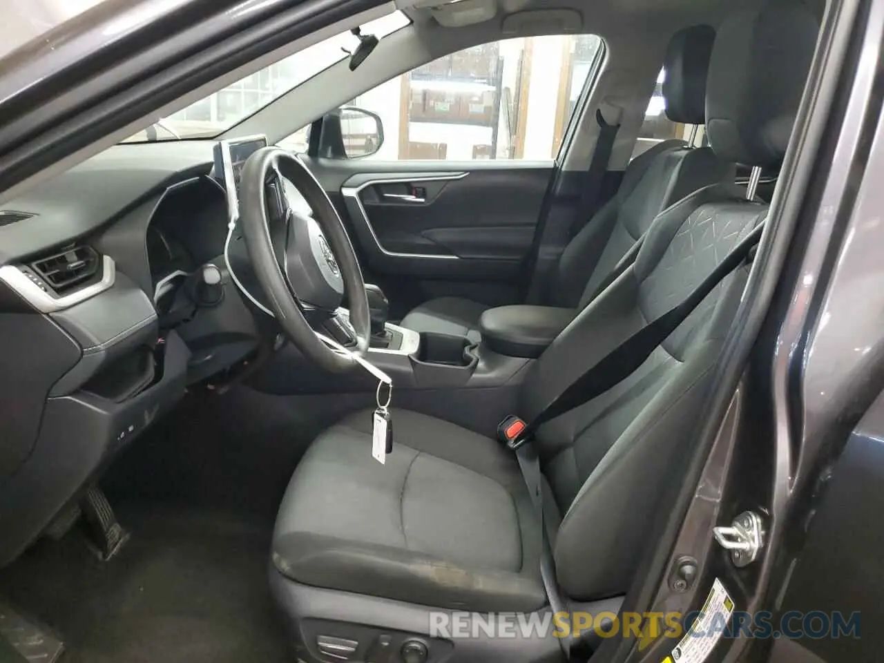 7 Photograph of a damaged car 2T3W1RFVXRC287663 TOYOTA RAV4 2024