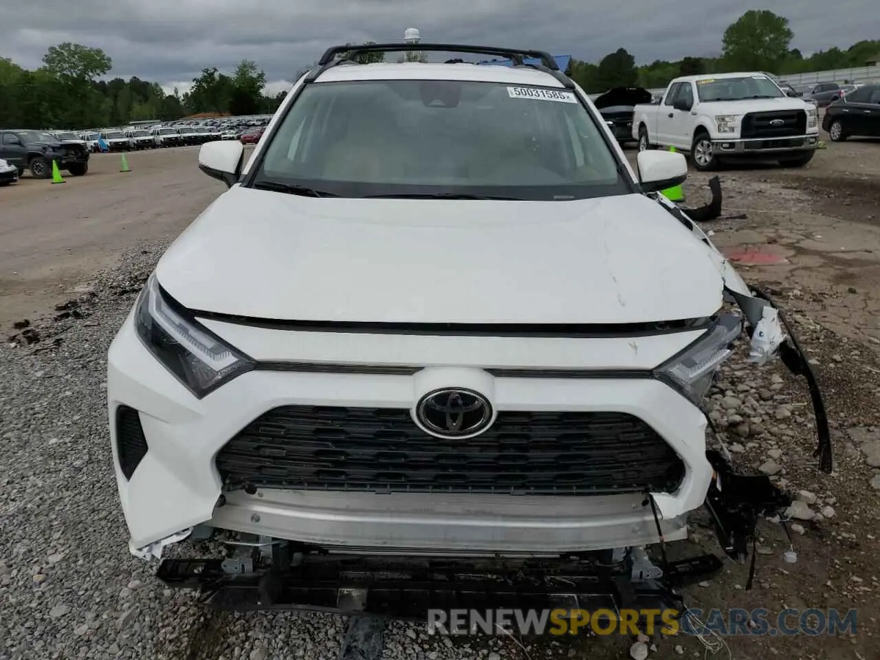 5 Photograph of a damaged car 2T3W1RFVXRC298050 TOYOTA RAV4 2024