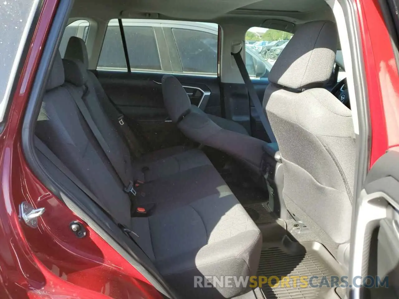 10 Photograph of a damaged car 2T3W1RFVXRW301589 TOYOTA RAV4 2024