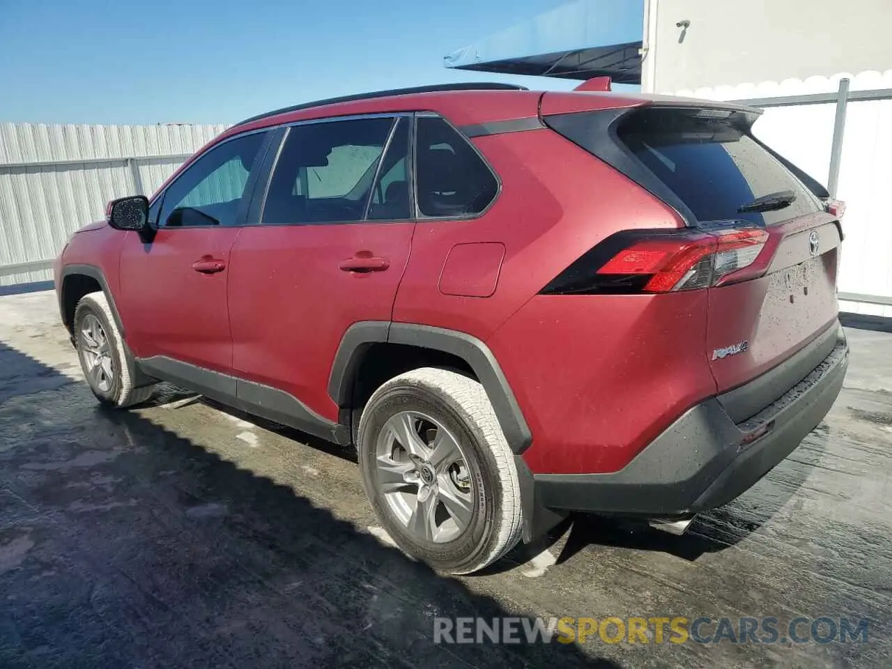 2 Photograph of a damaged car 2T3W1RFVXRW301589 TOYOTA RAV4 2024