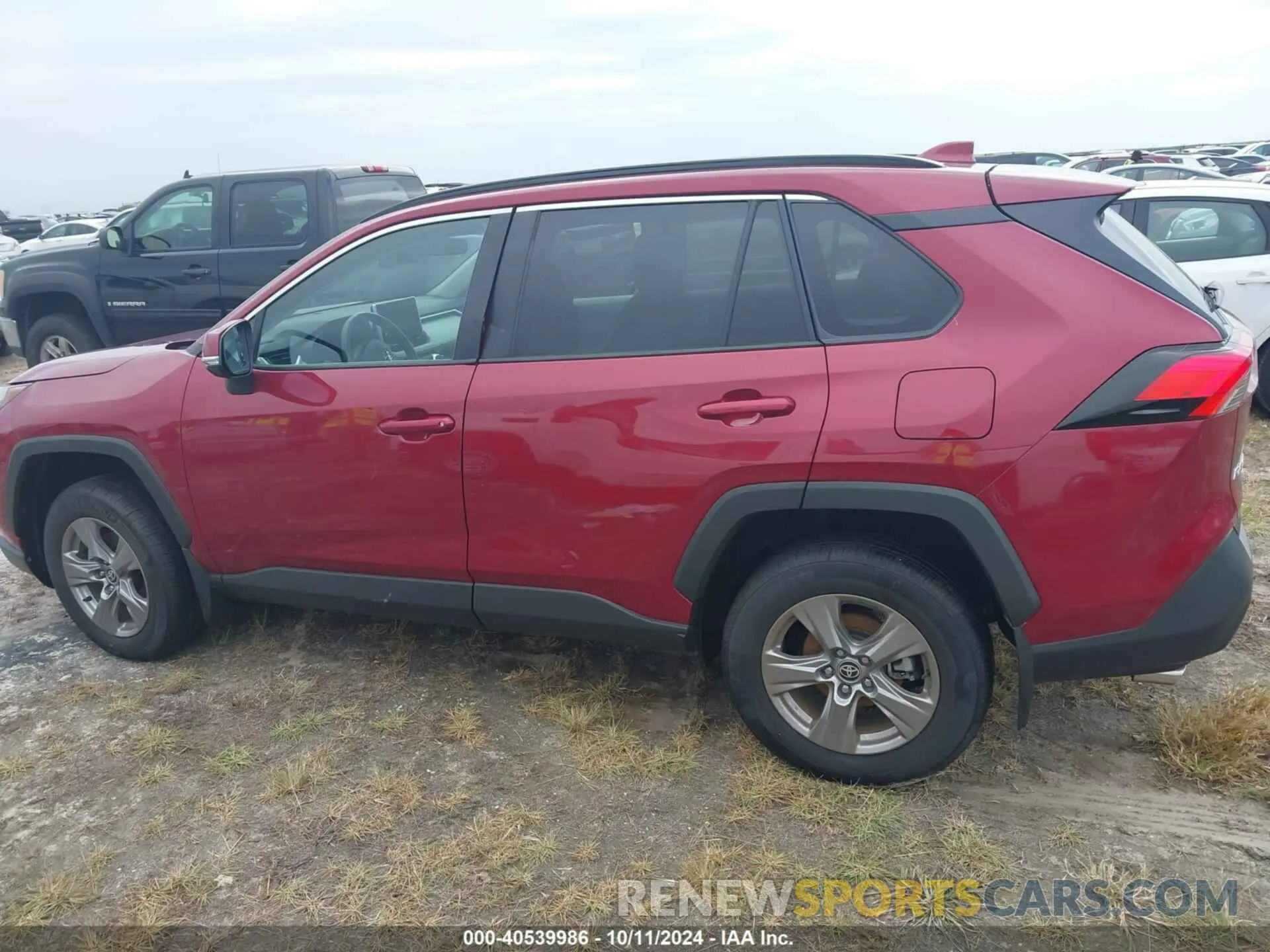 14 Photograph of a damaged car 2T3W1RFVXRW315430 TOYOTA RAV4 2024