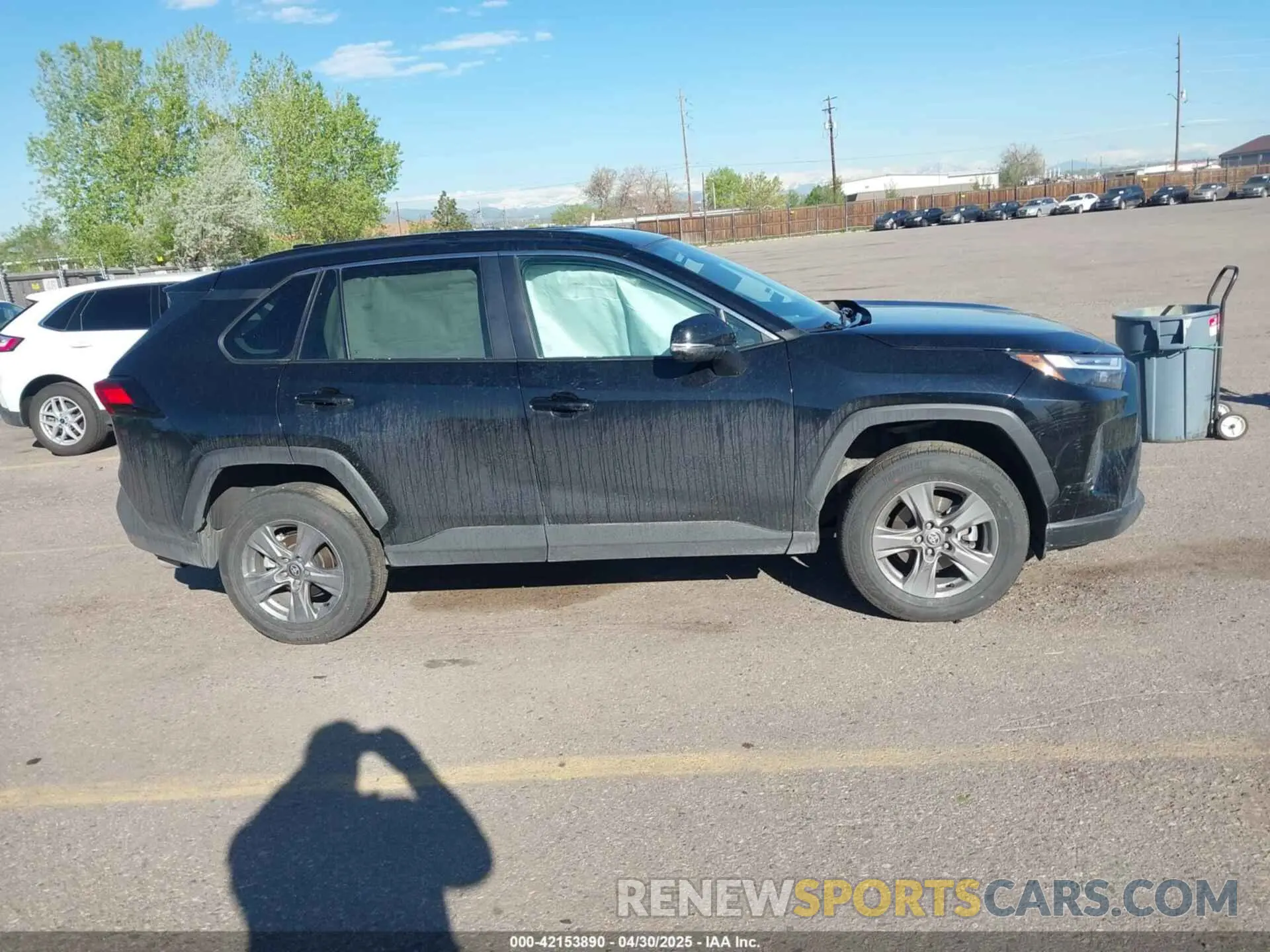 12 Photograph of a damaged car 2T3W1RFVXRW320272 TOYOTA RAV4 2024