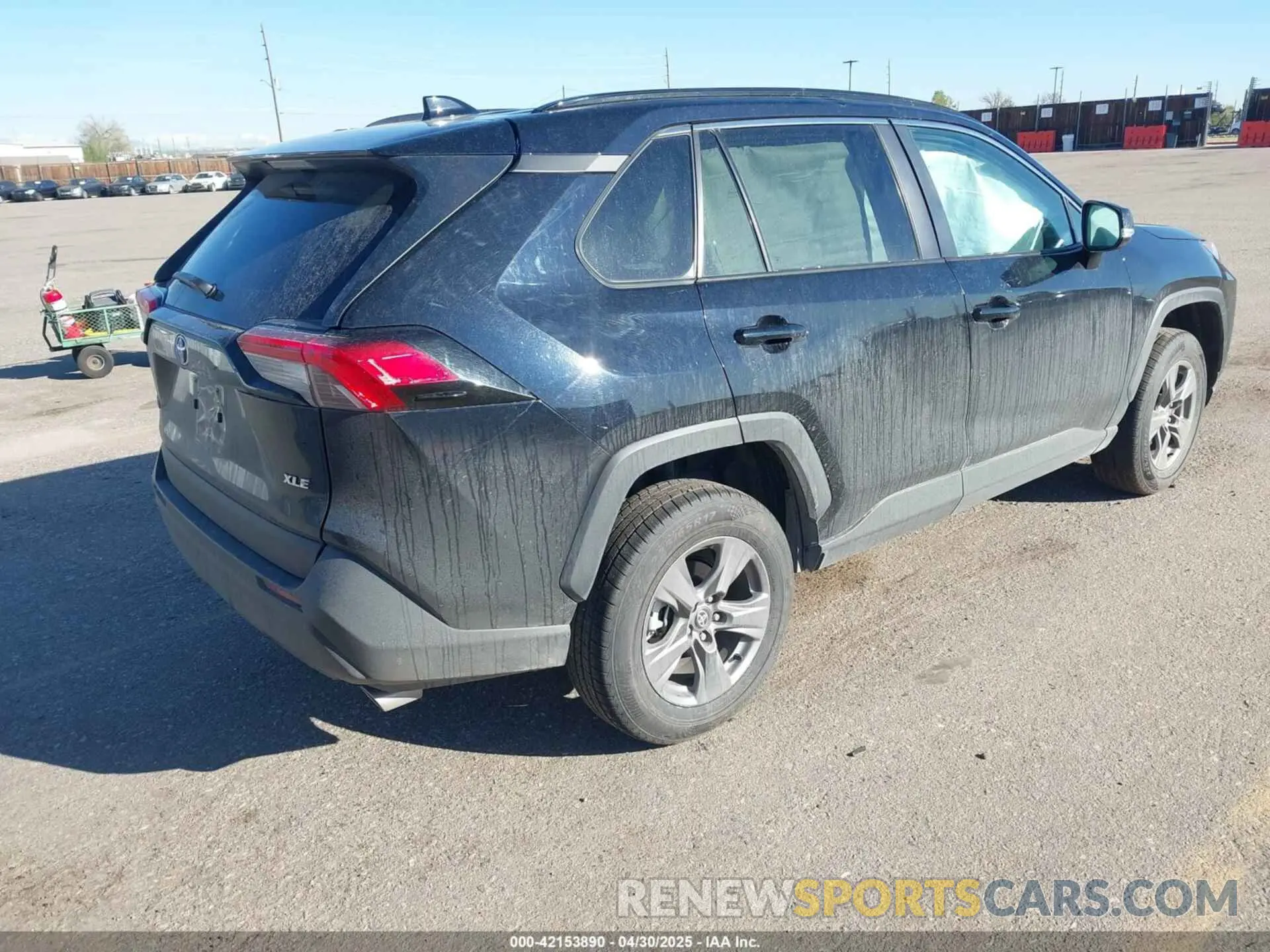 4 Photograph of a damaged car 2T3W1RFVXRW320272 TOYOTA RAV4 2024