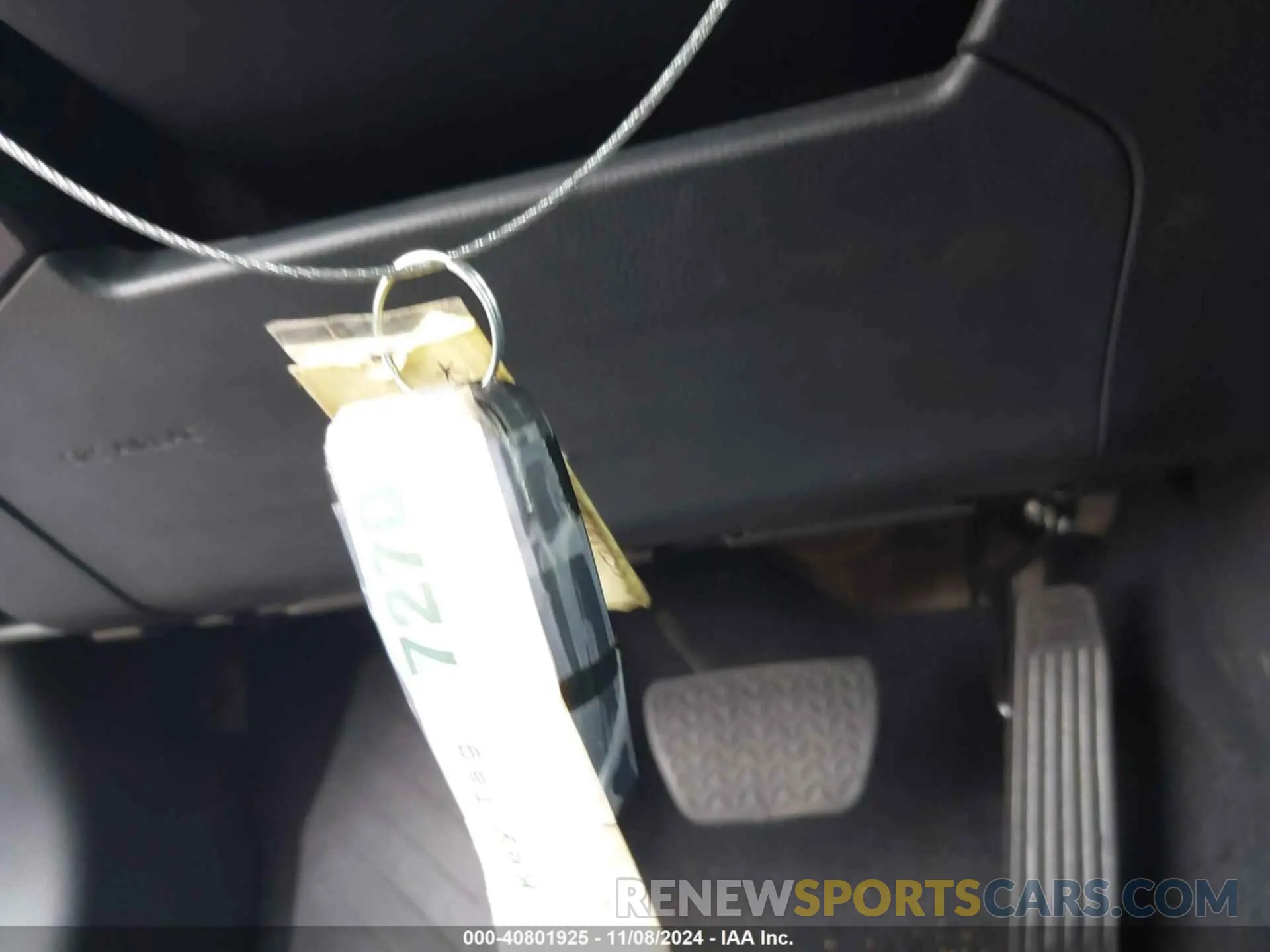 11 Photograph of a damaged car 2T3W1RFVXRW325374 TOYOTA RAV4 2024