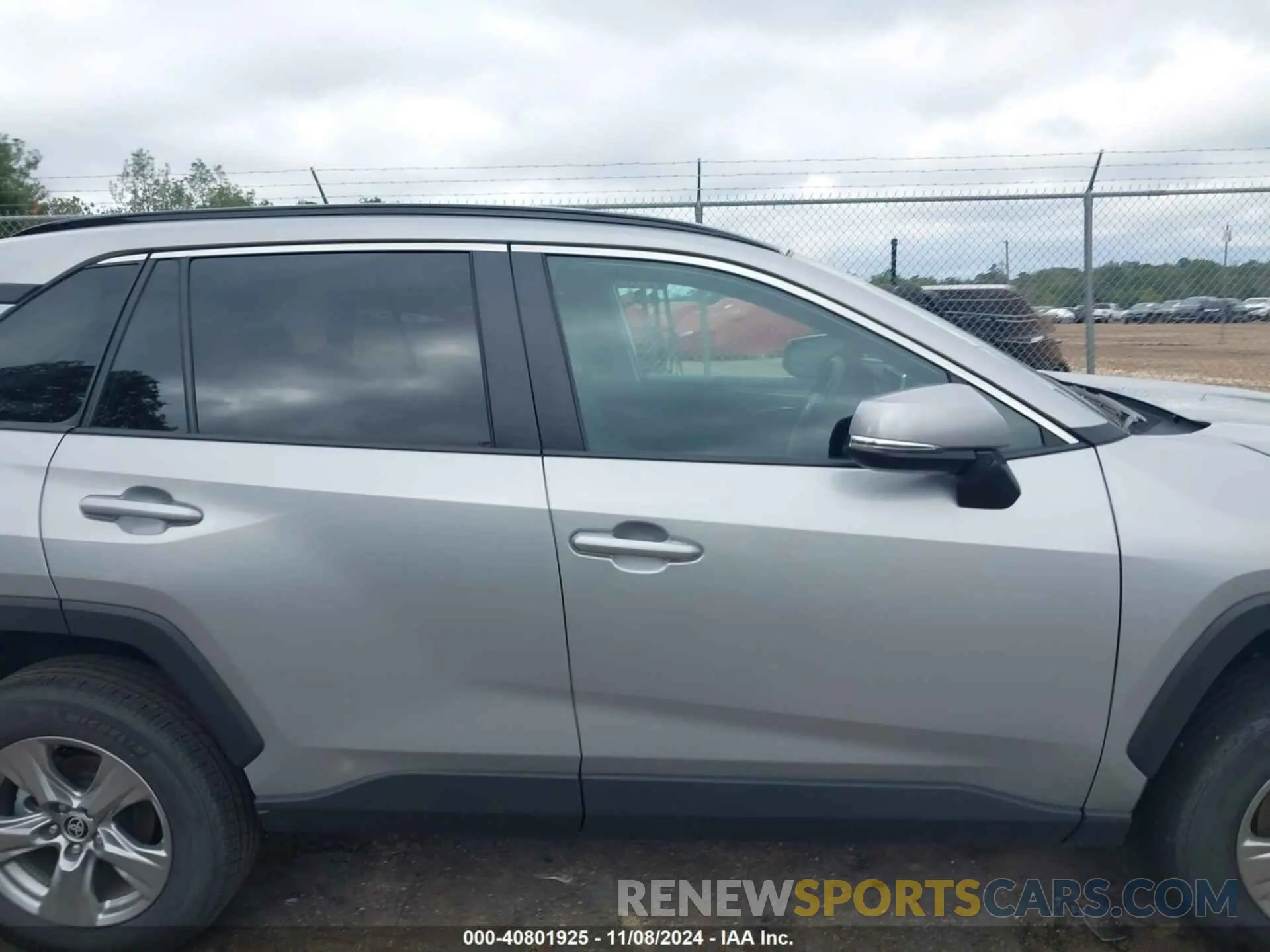 13 Photograph of a damaged car 2T3W1RFVXRW325374 TOYOTA RAV4 2024