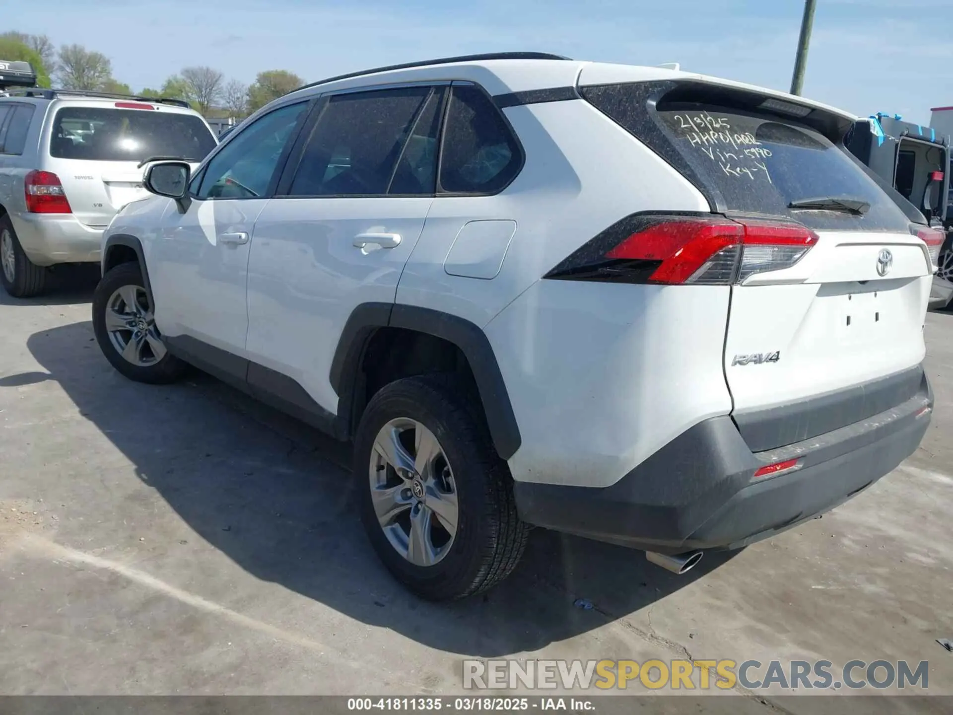 3 Photograph of a damaged car 2T3W1RFVXRW325990 TOYOTA RAV4 2024
