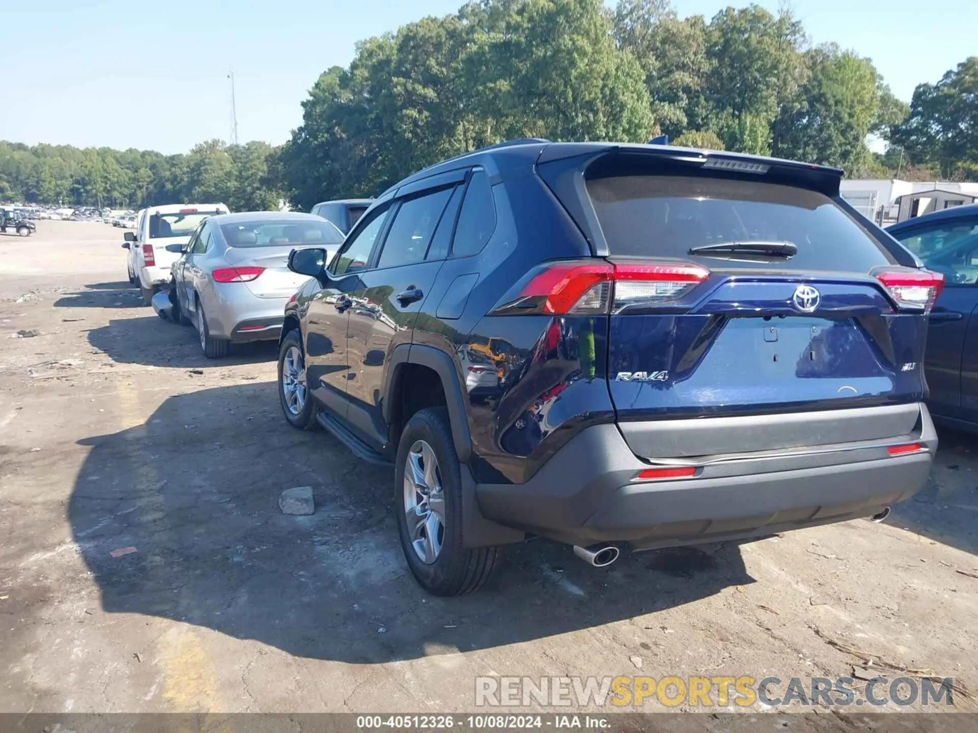 3 Photograph of a damaged car 2T3W1RFVXRW327271 TOYOTA RAV4 2024