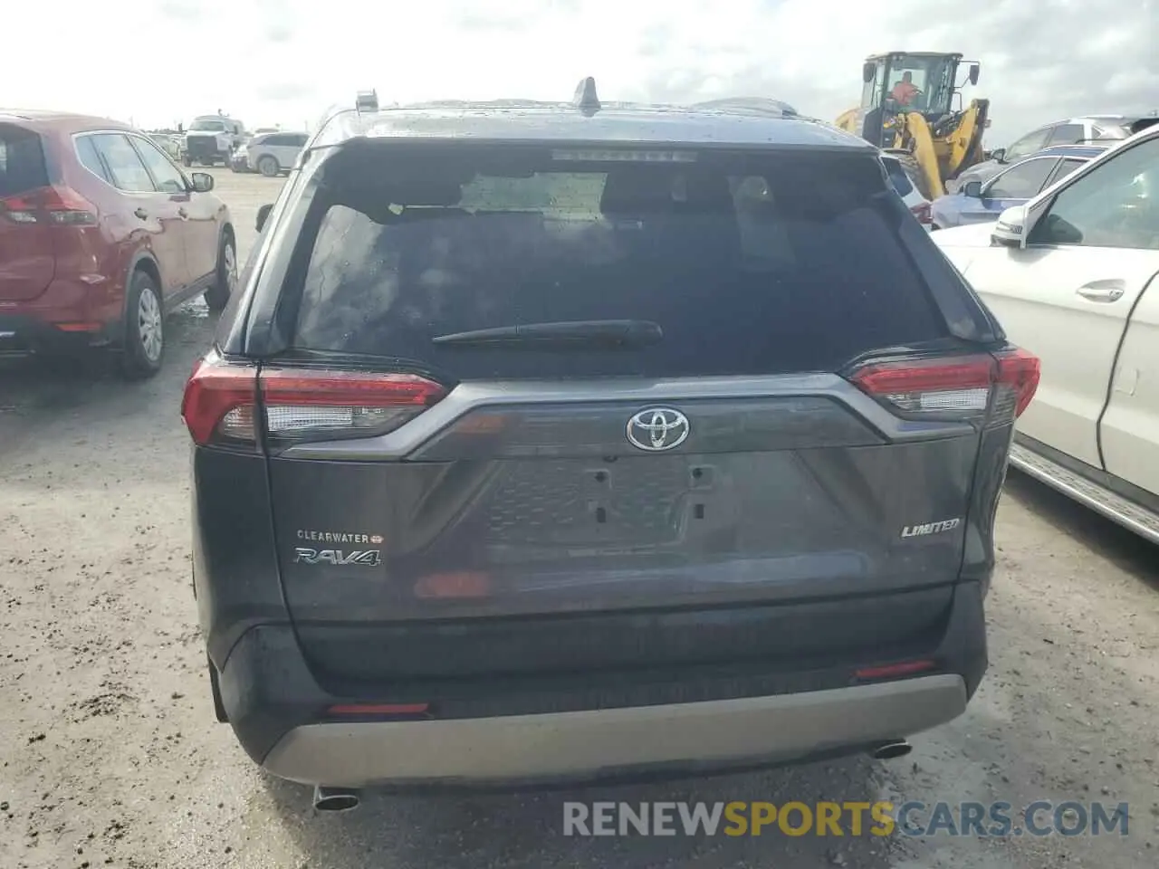 6 Photograph of a damaged car 2T3Y1RFV4RC272858 TOYOTA RAV4 2024