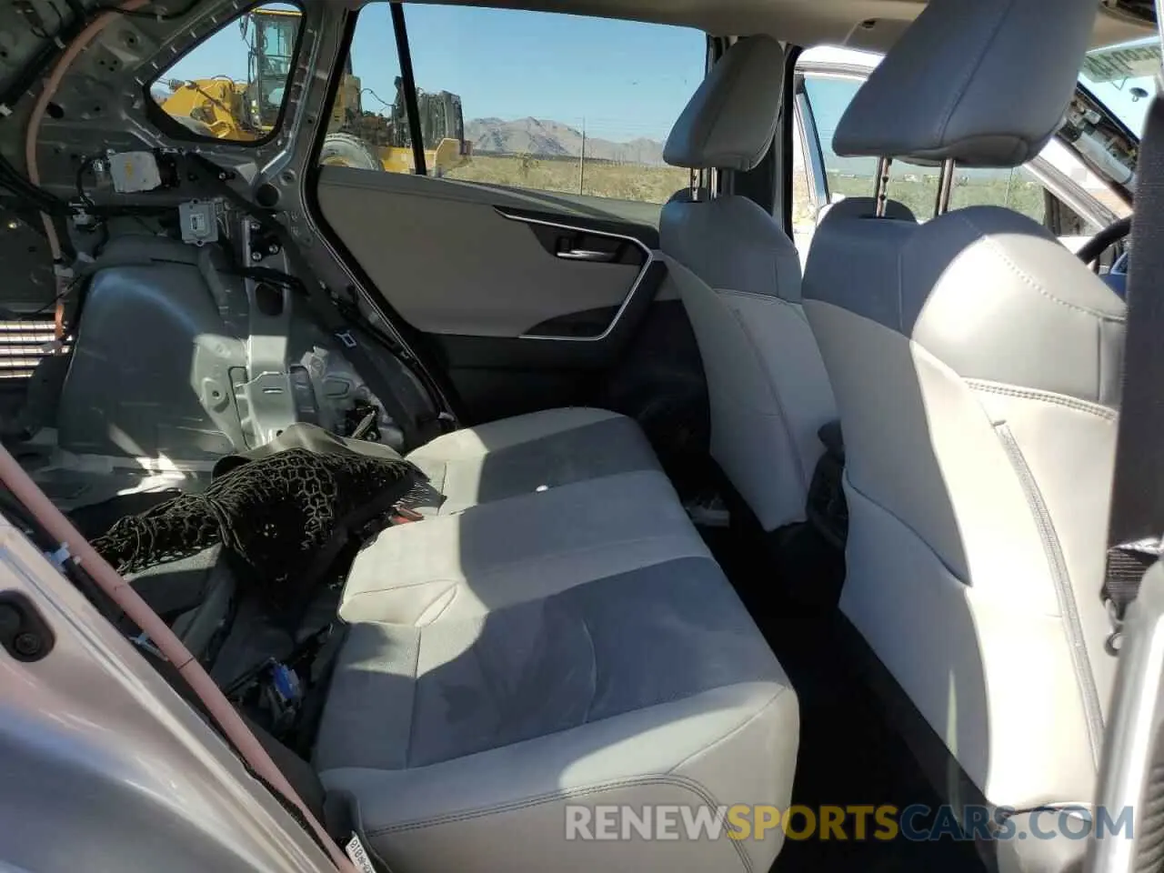 11 Photograph of a damaged car 2T3Y1RFV5RC280953 TOYOTA RAV4 2024