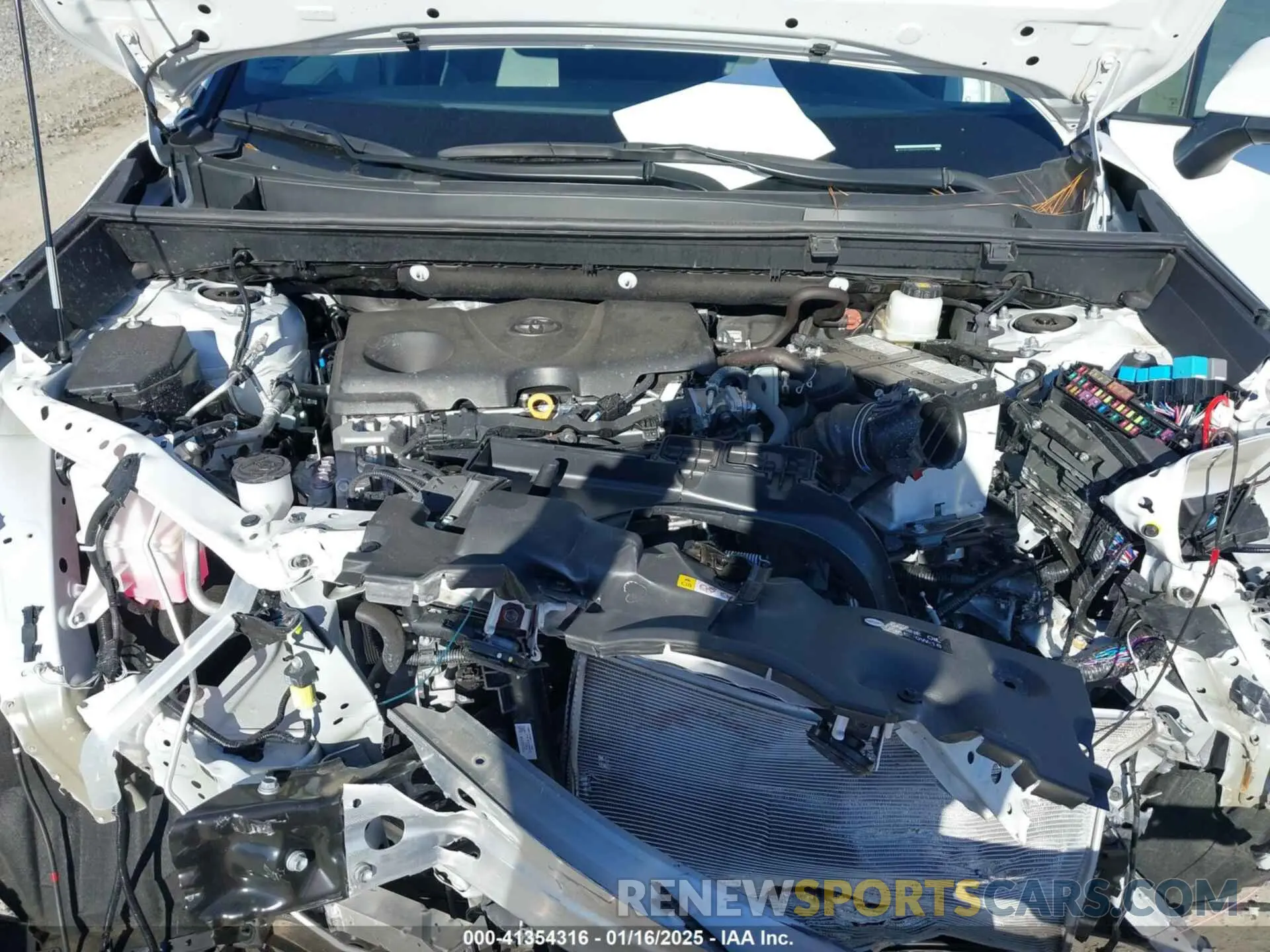 10 Photograph of a damaged car 2T3Y1RFV7RW332579 TOYOTA RAV4 2024