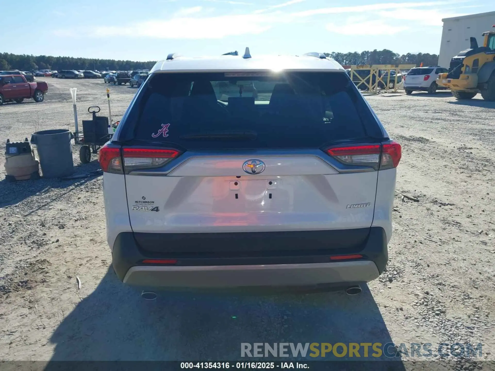 16 Photograph of a damaged car 2T3Y1RFV7RW332579 TOYOTA RAV4 2024