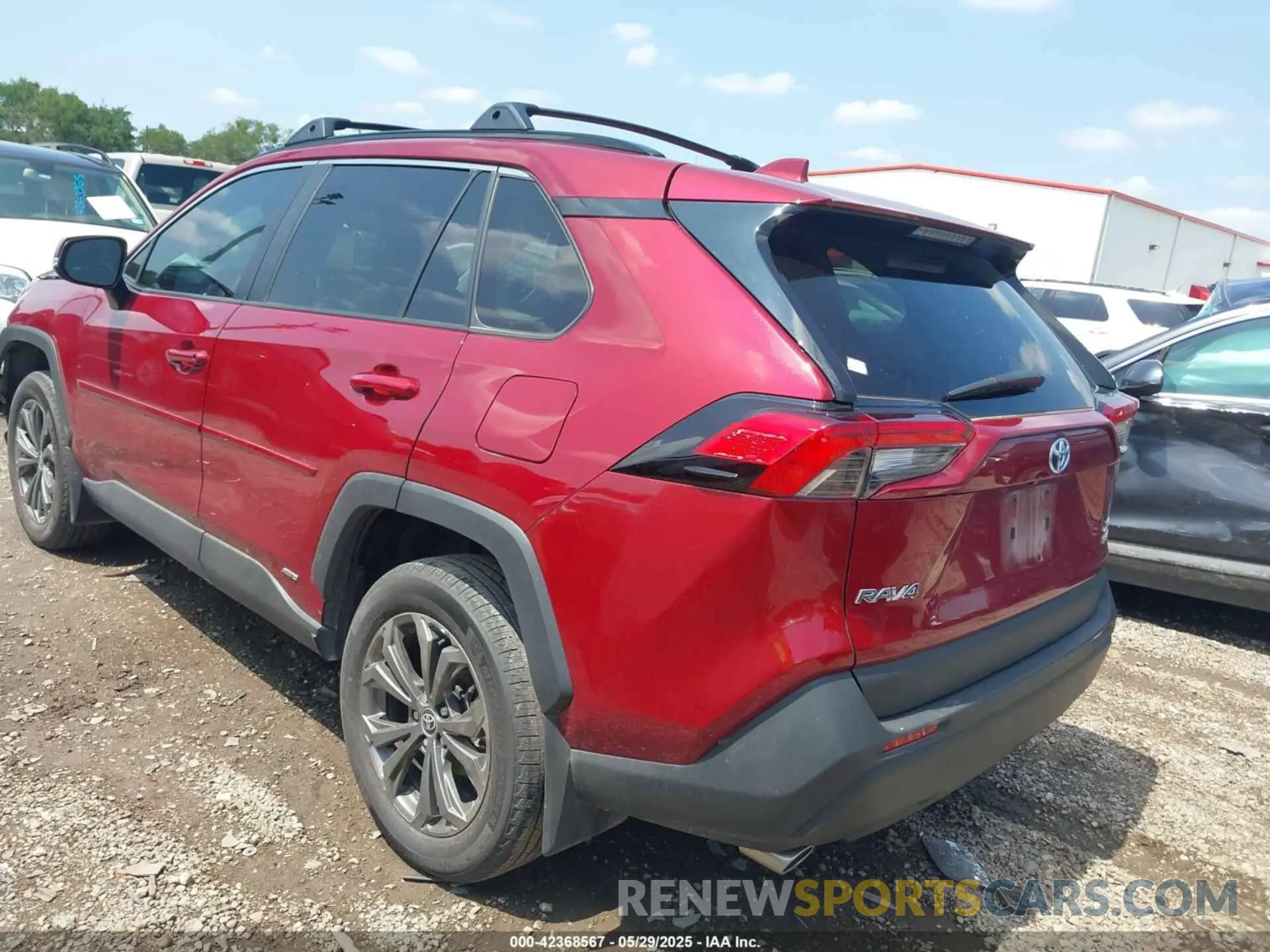 3 Photograph of a damaged car 4T3B6RFV1RU157916 TOYOTA RAV4 2024