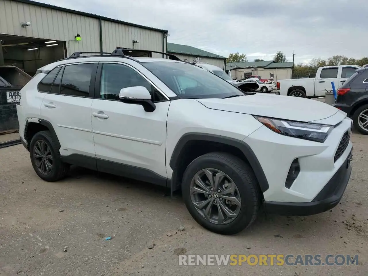 4 Photograph of a damaged car 4T3B6RFV4RU155576 TOYOTA RAV4 2024