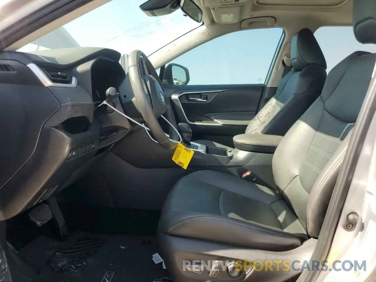 7 Photograph of a damaged car 4T3B6RFV4RU159689 TOYOTA RAV4 2024