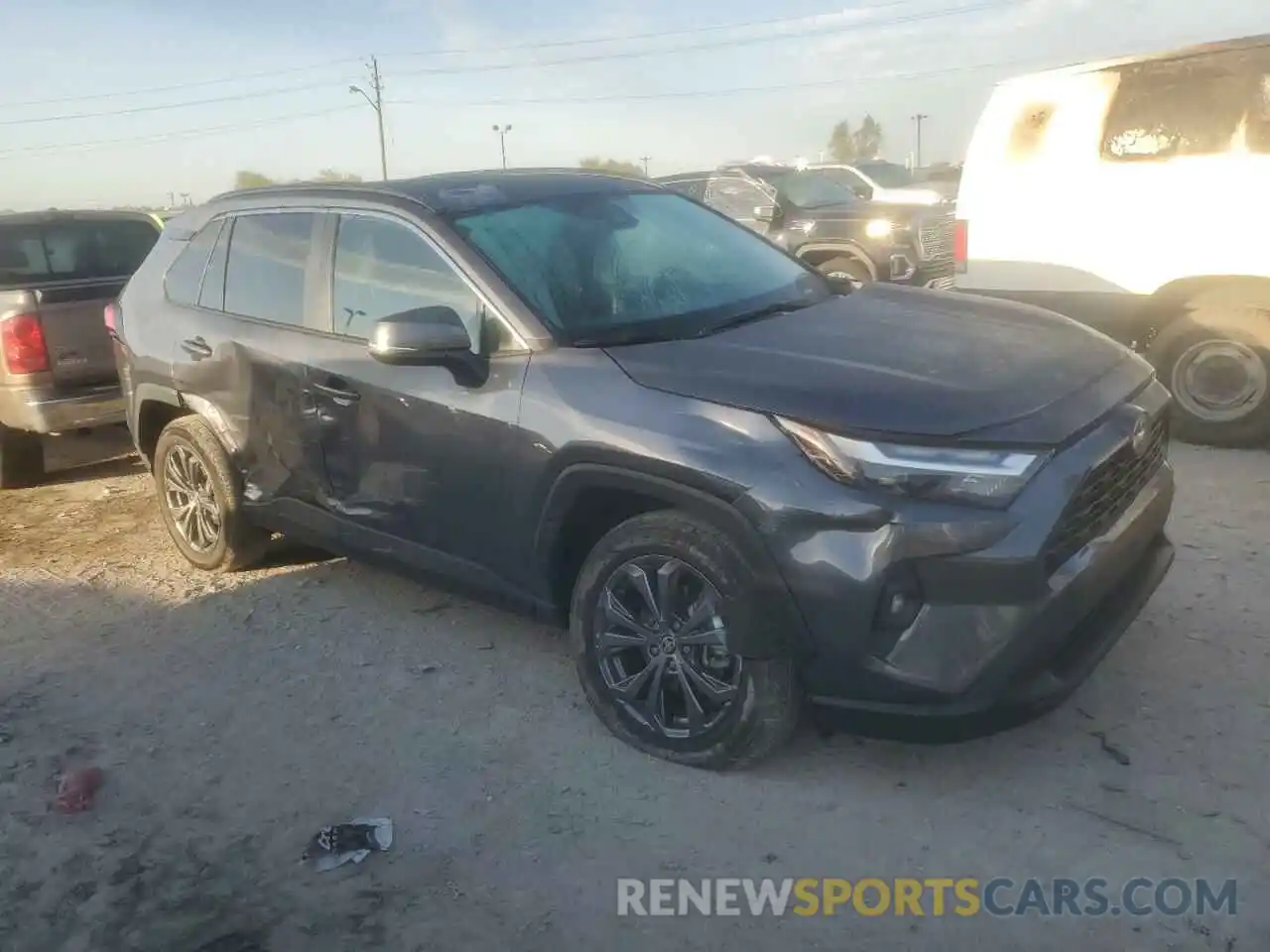 4 Photograph of a damaged car 4T3B6RFV4RU161944 TOYOTA RAV4 2024