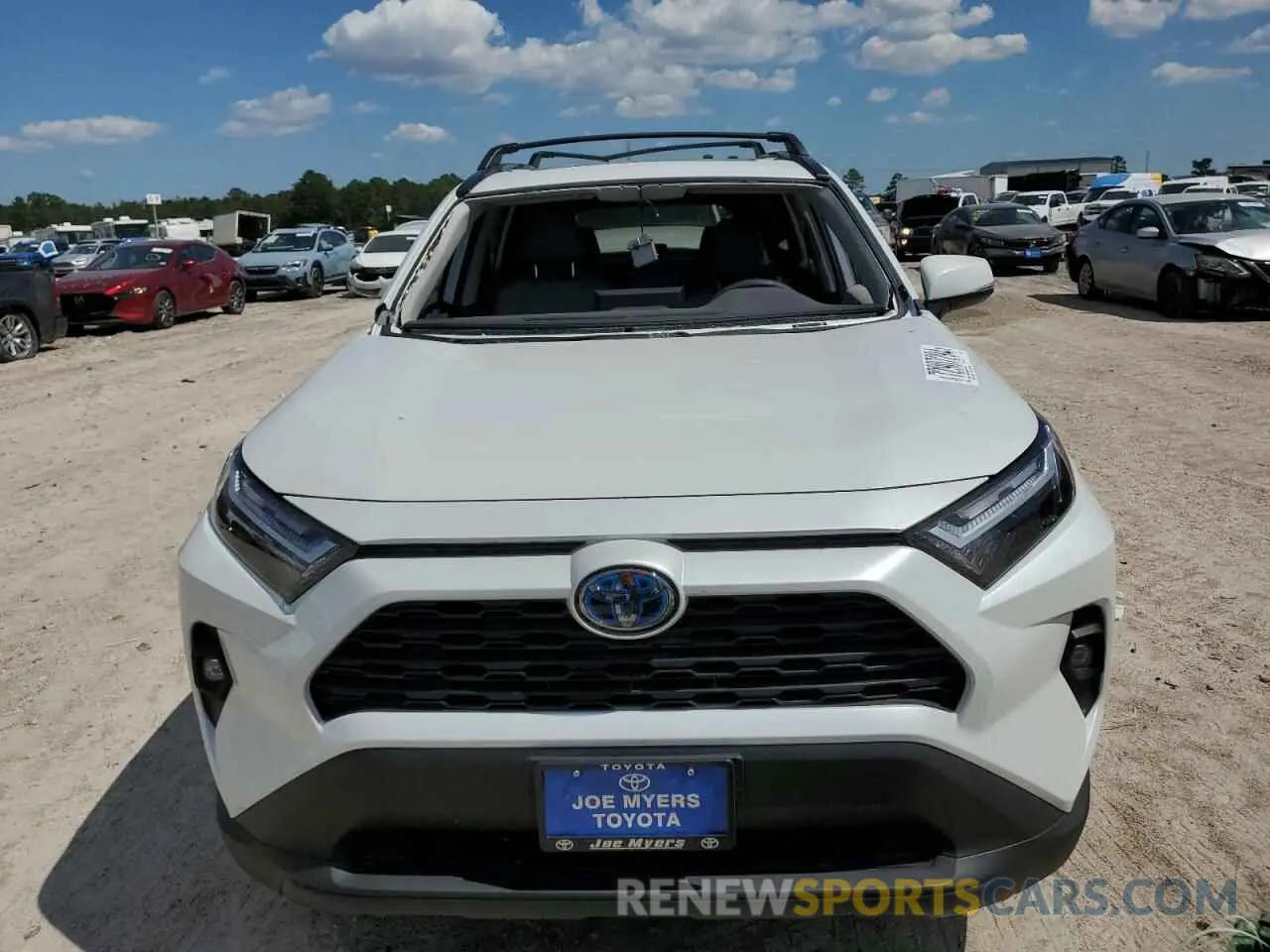 5 Photograph of a damaged car 4T3B6RFV8RU162370 TOYOTA RAV4 2024