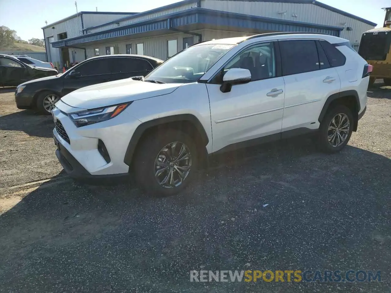 1 Photograph of a damaged car 4T3B6RFV9RU147814 TOYOTA RAV4 2024