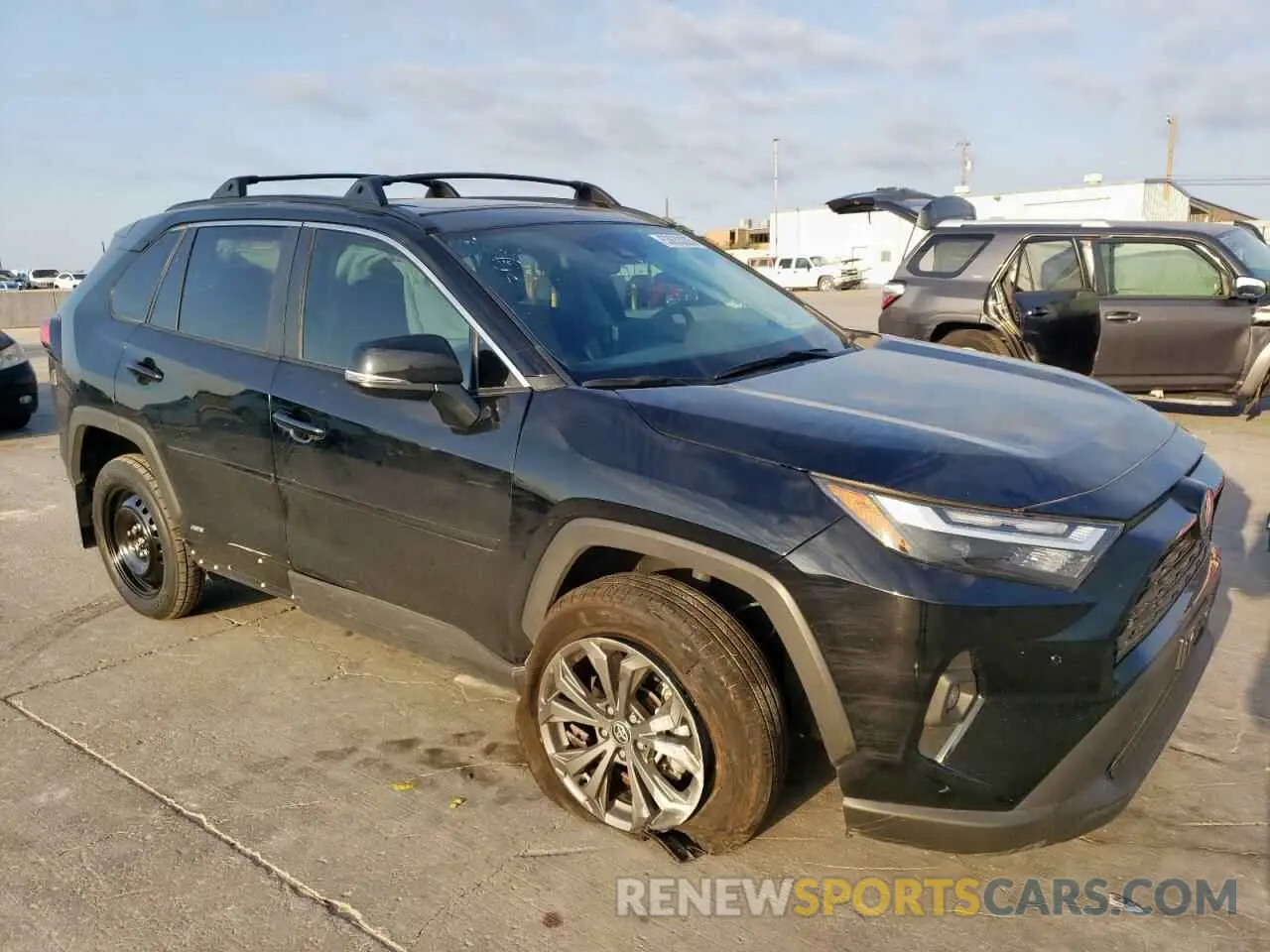 4 Photograph of a damaged car 4T3B6RFV9RU158019 TOYOTA RAV4 2024