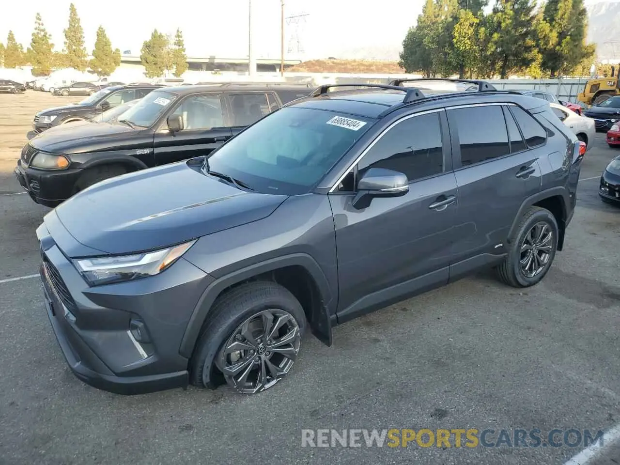 1 Photograph of a damaged car 4T3B6RFVXRU160281 TOYOTA RAV4 2024