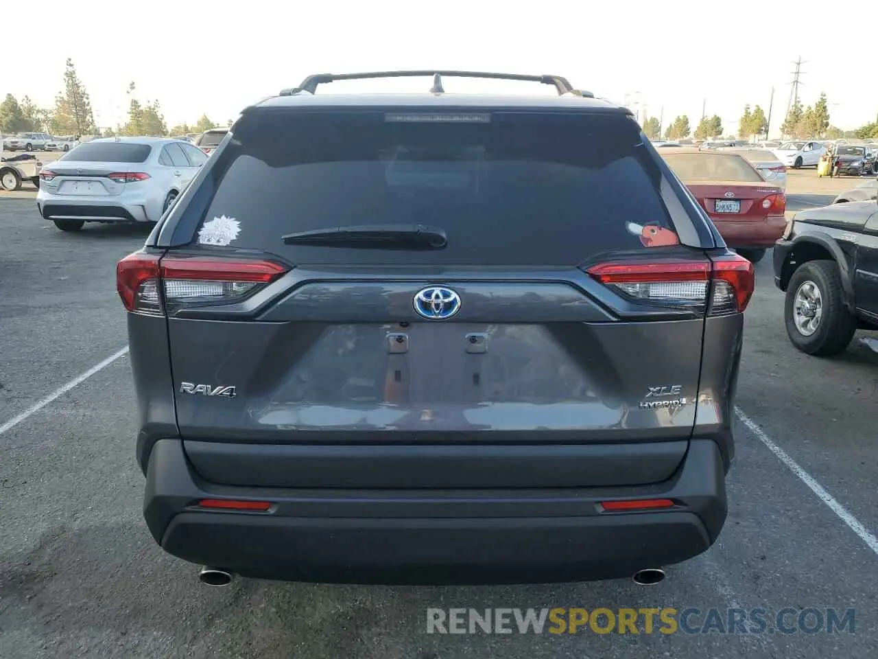 6 Photograph of a damaged car 4T3B6RFVXRU160281 TOYOTA RAV4 2024