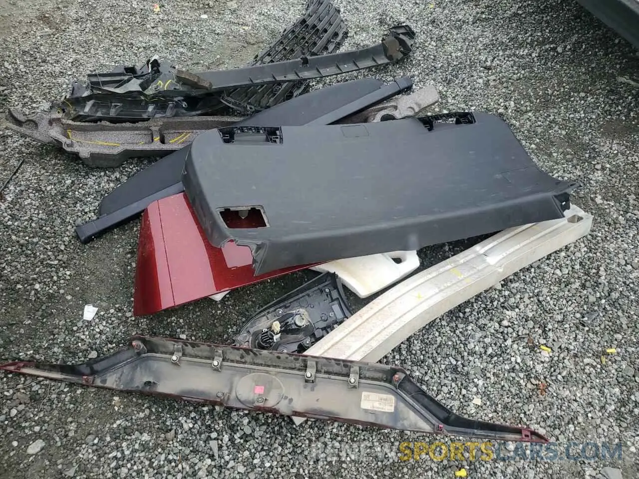 12 Photograph of a damaged car 4T3B6RFVXRU161608 TOYOTA RAV4 2024