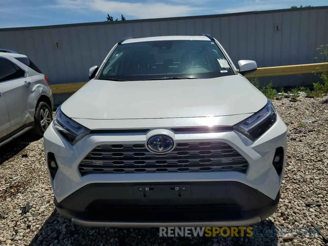 5 Photograph of a damaged car 4T3D6RFV0RU142204 TOYOTA RAV4 2024