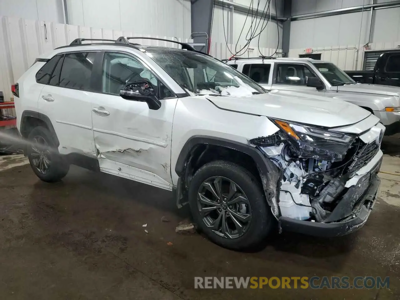 4 Photograph of a damaged car 4T3D6RFV3RU146134 TOYOTA RAV4 2024