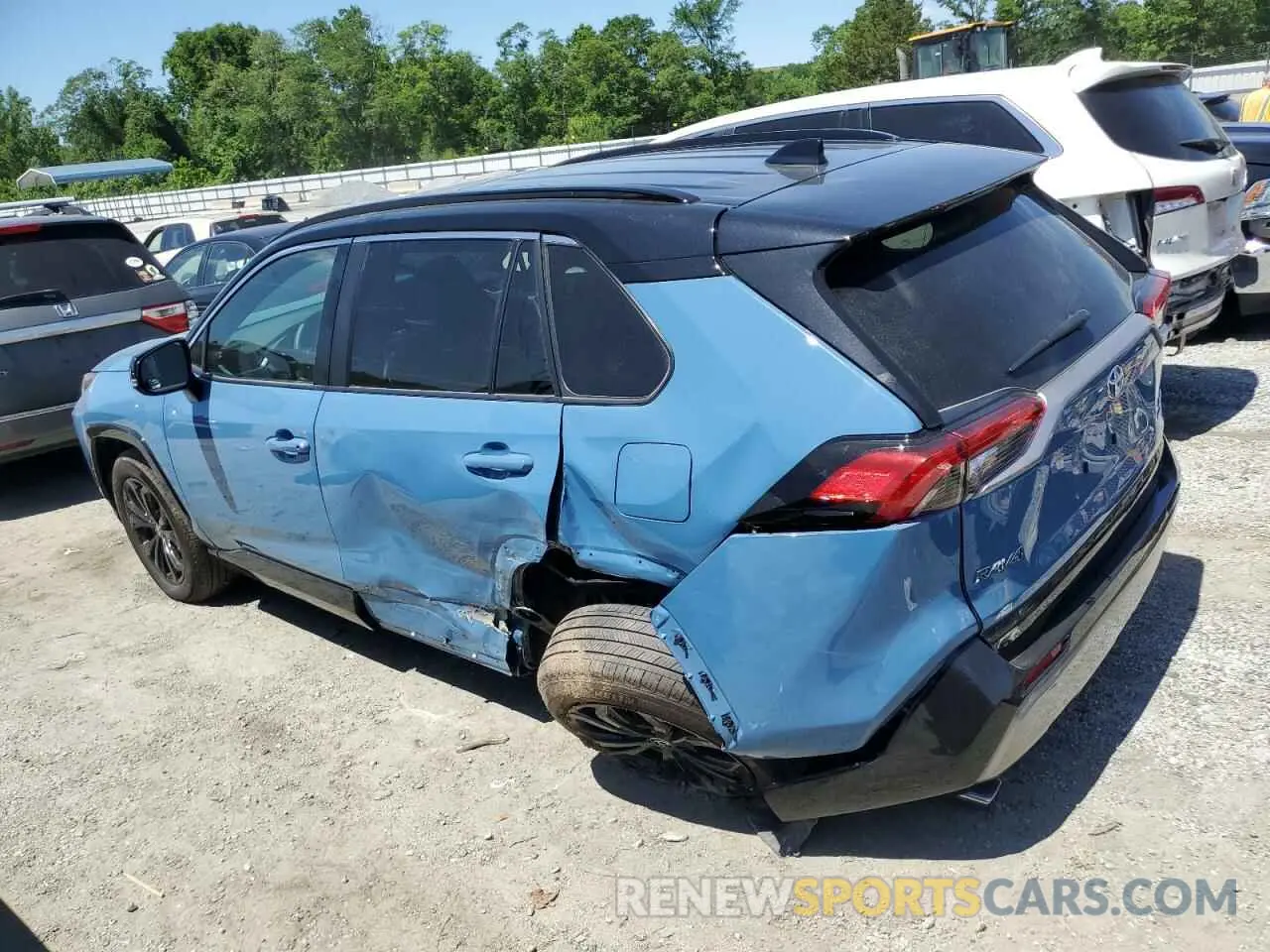 2 Photograph of a damaged car 4T3E6RFV2RU154181 TOYOTA RAV4 2024