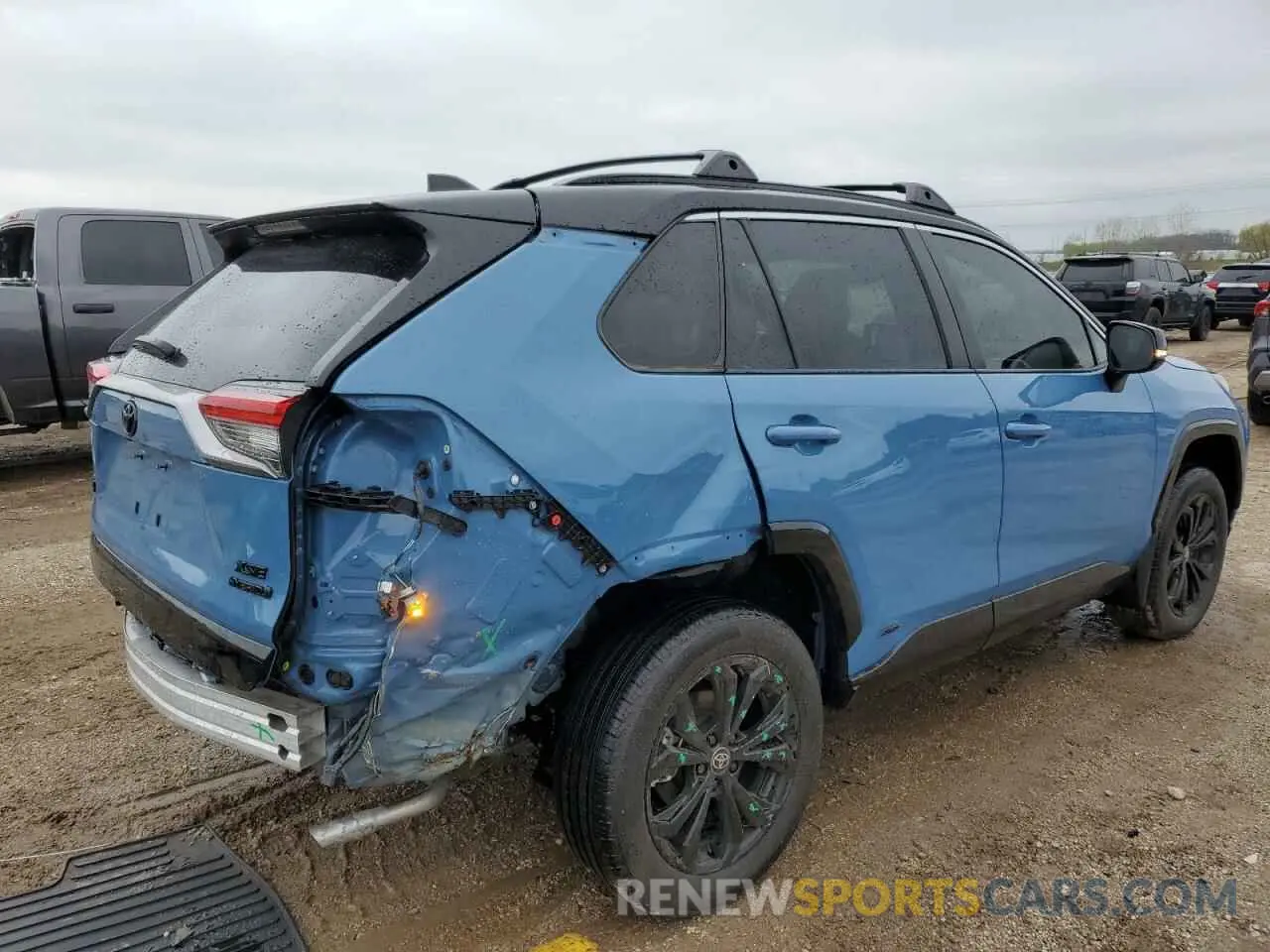 3 Photograph of a damaged car 4T3E6RFV2RU163446 TOYOTA RAV4 2024