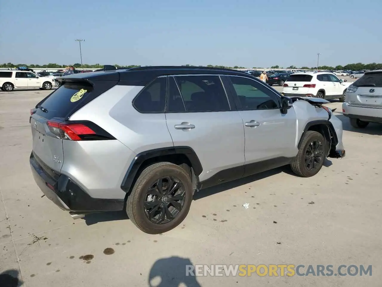3 Photograph of a damaged car 4T3E6RFV3RU148549 TOYOTA RAV4 2024