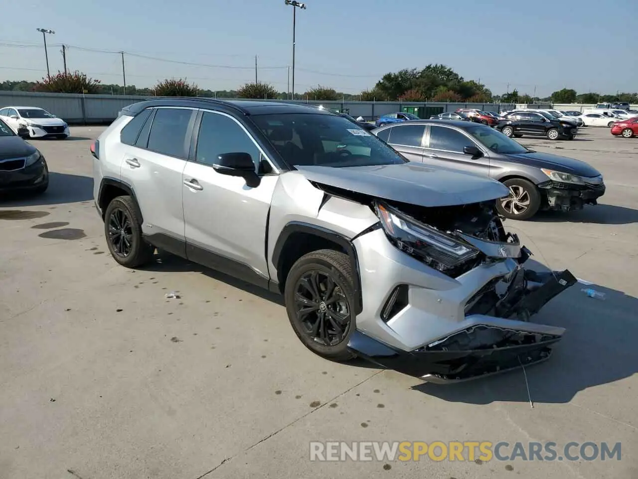 4 Photograph of a damaged car 4T3E6RFV3RU148549 TOYOTA RAV4 2024