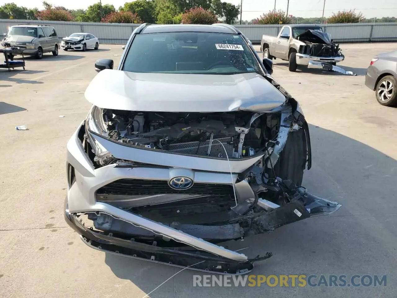 5 Photograph of a damaged car 4T3E6RFV3RU148549 TOYOTA RAV4 2024